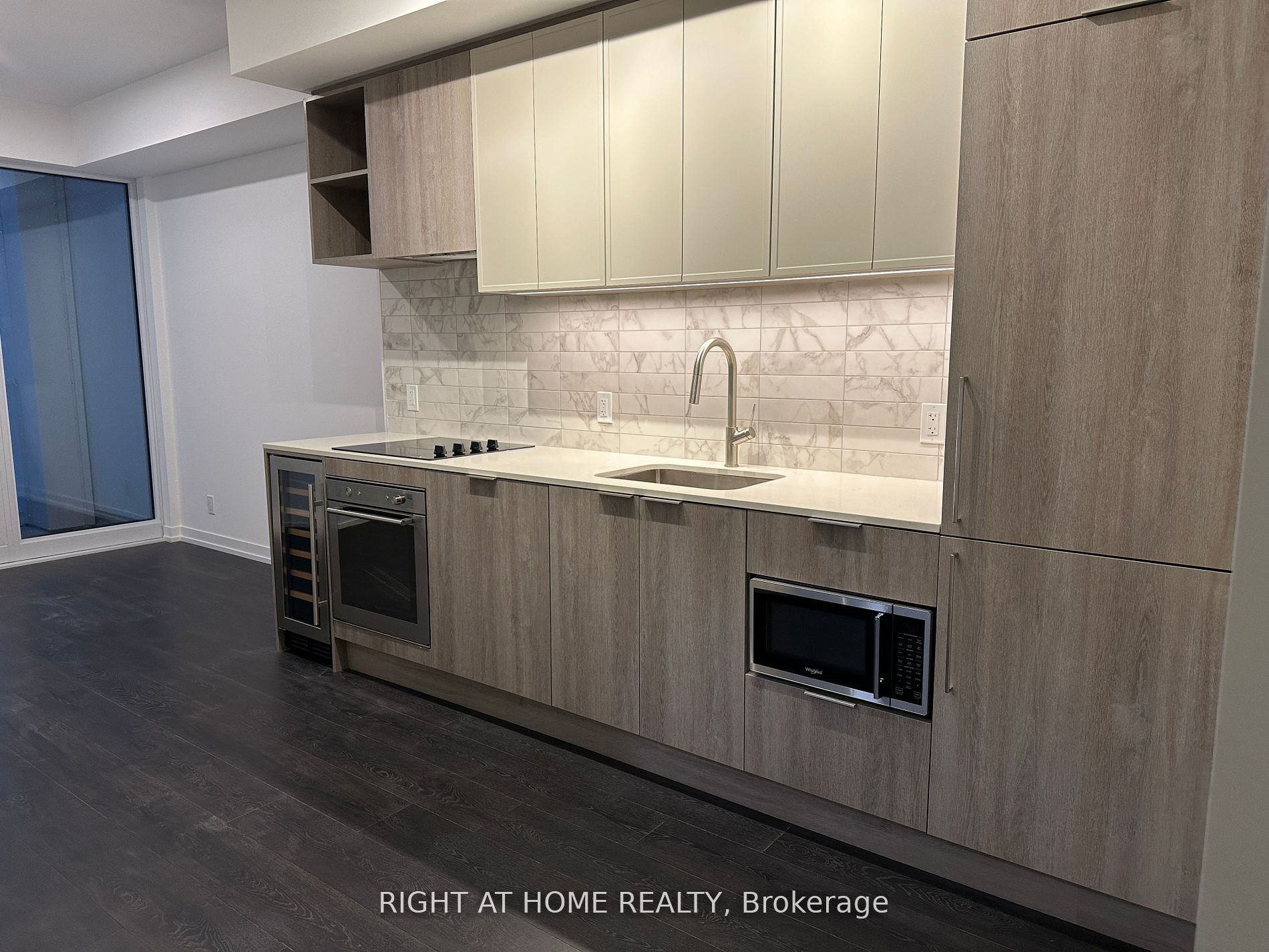 2020 Bathurst St 508