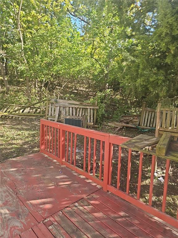 5301 NW Waukomis Drive