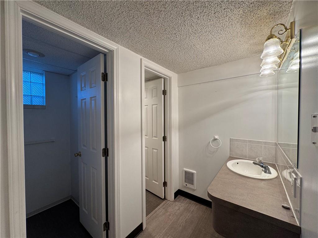 506 W Mississippi Street