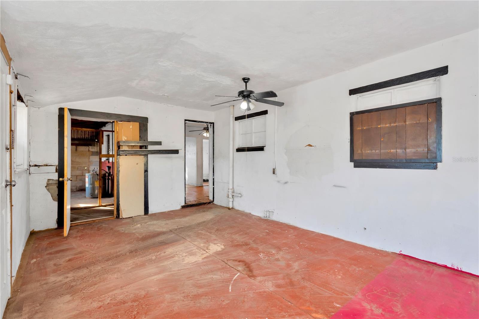 2303 E Osborne Avenue