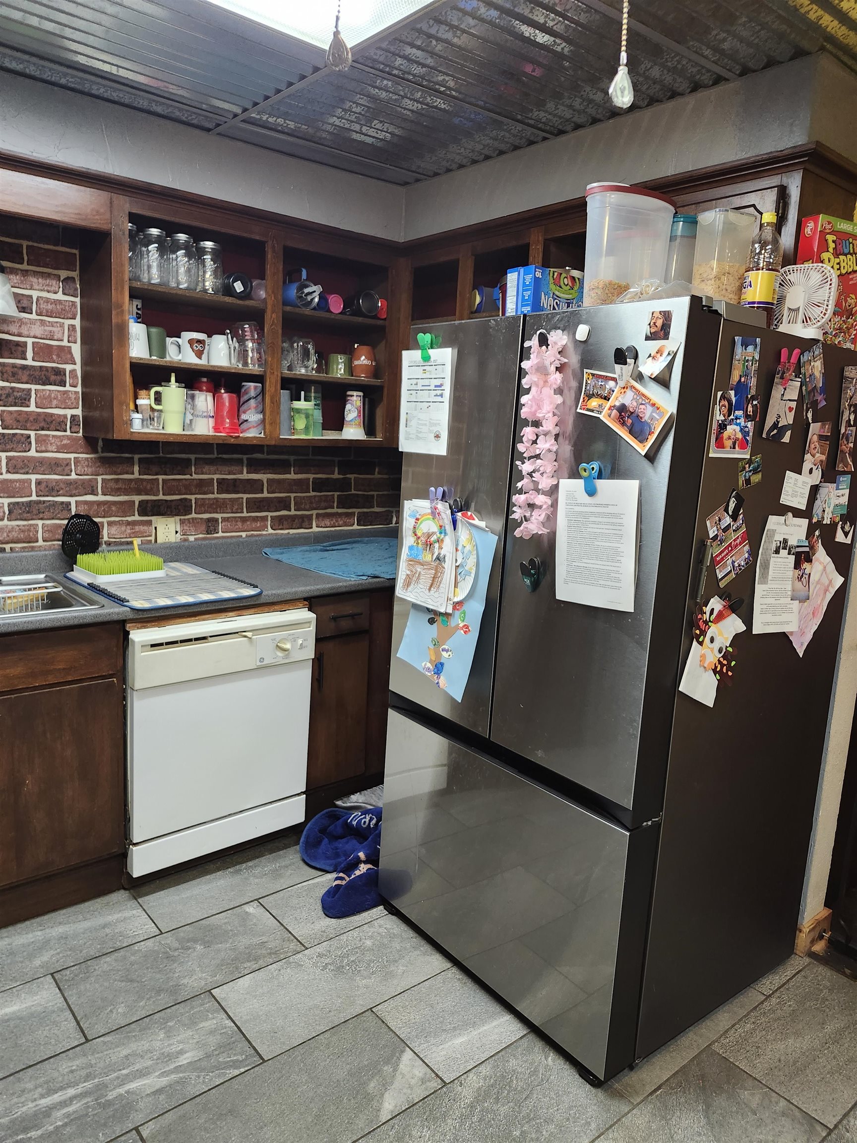 1025 S 2nd