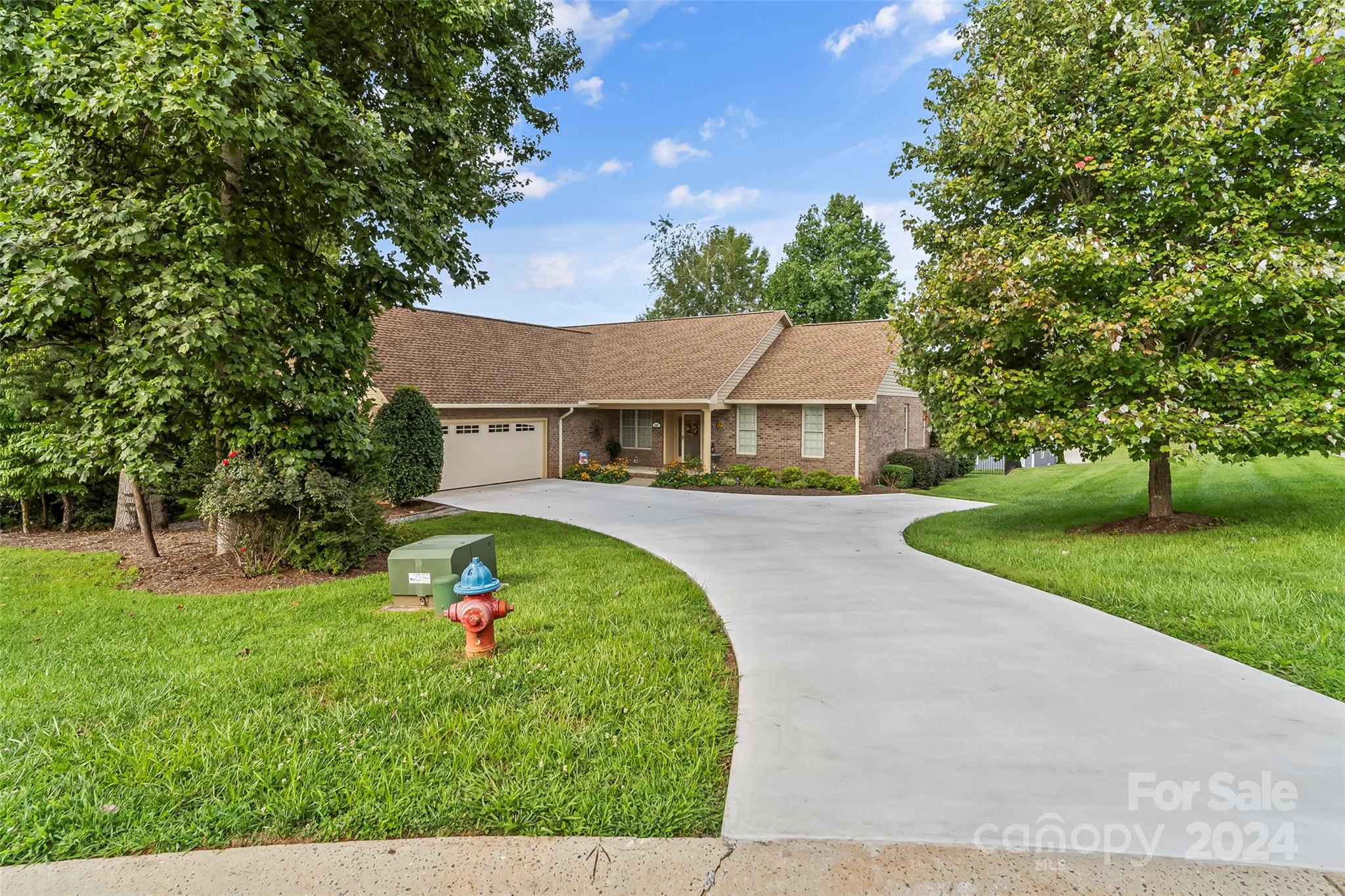 107 Crosscreek Drive