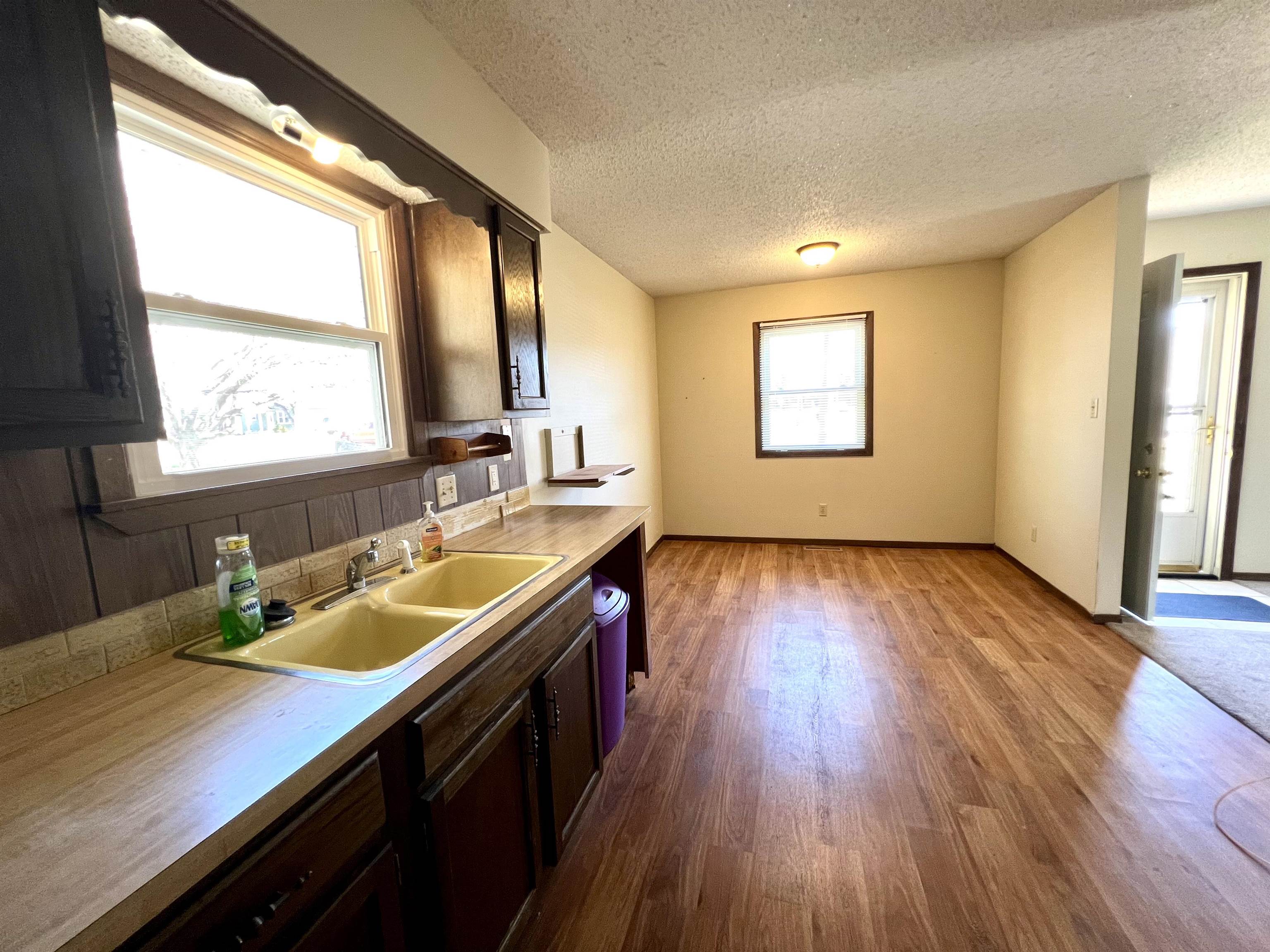 1507 N 10th