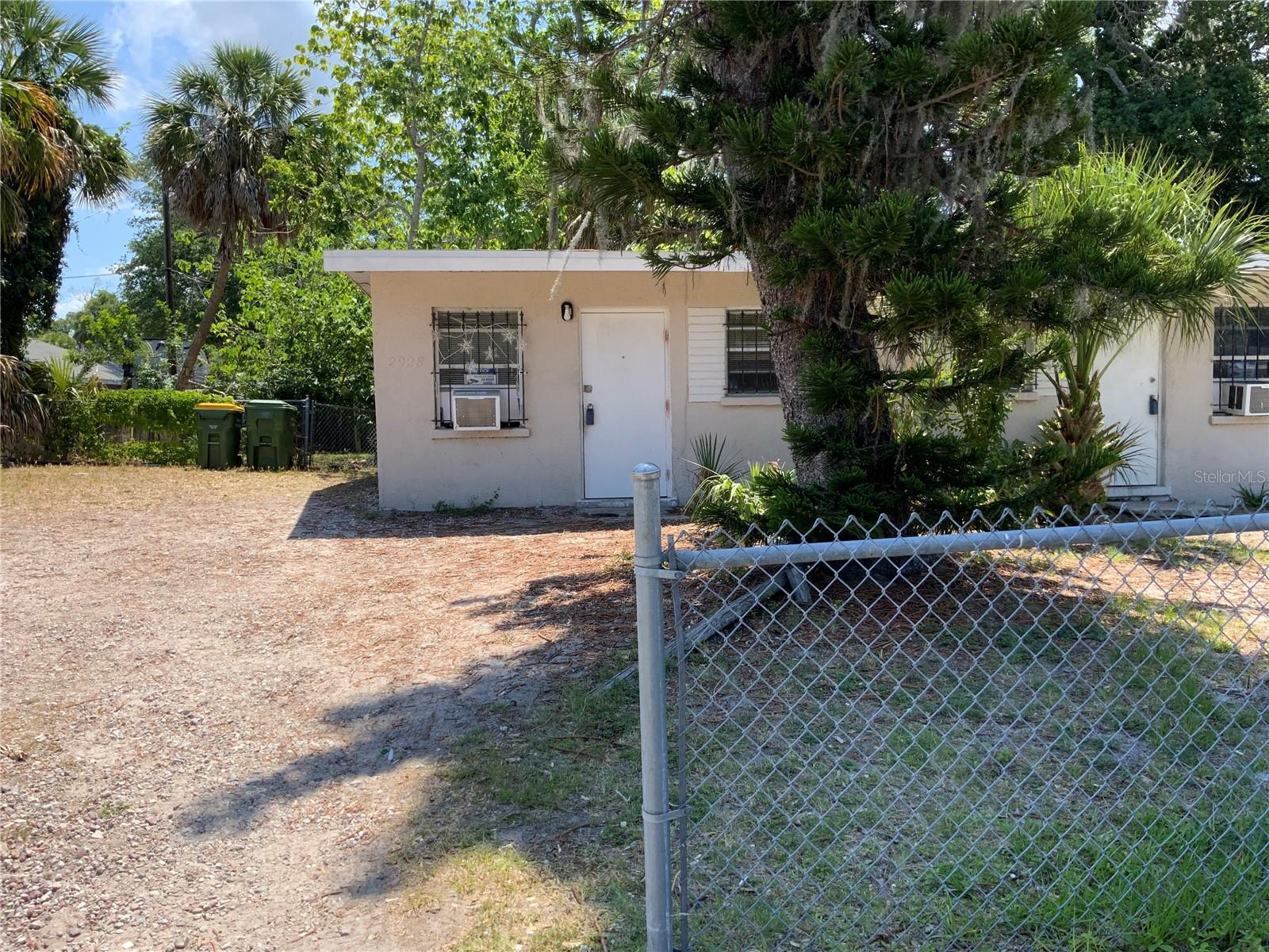 2926 N Orange Avenue