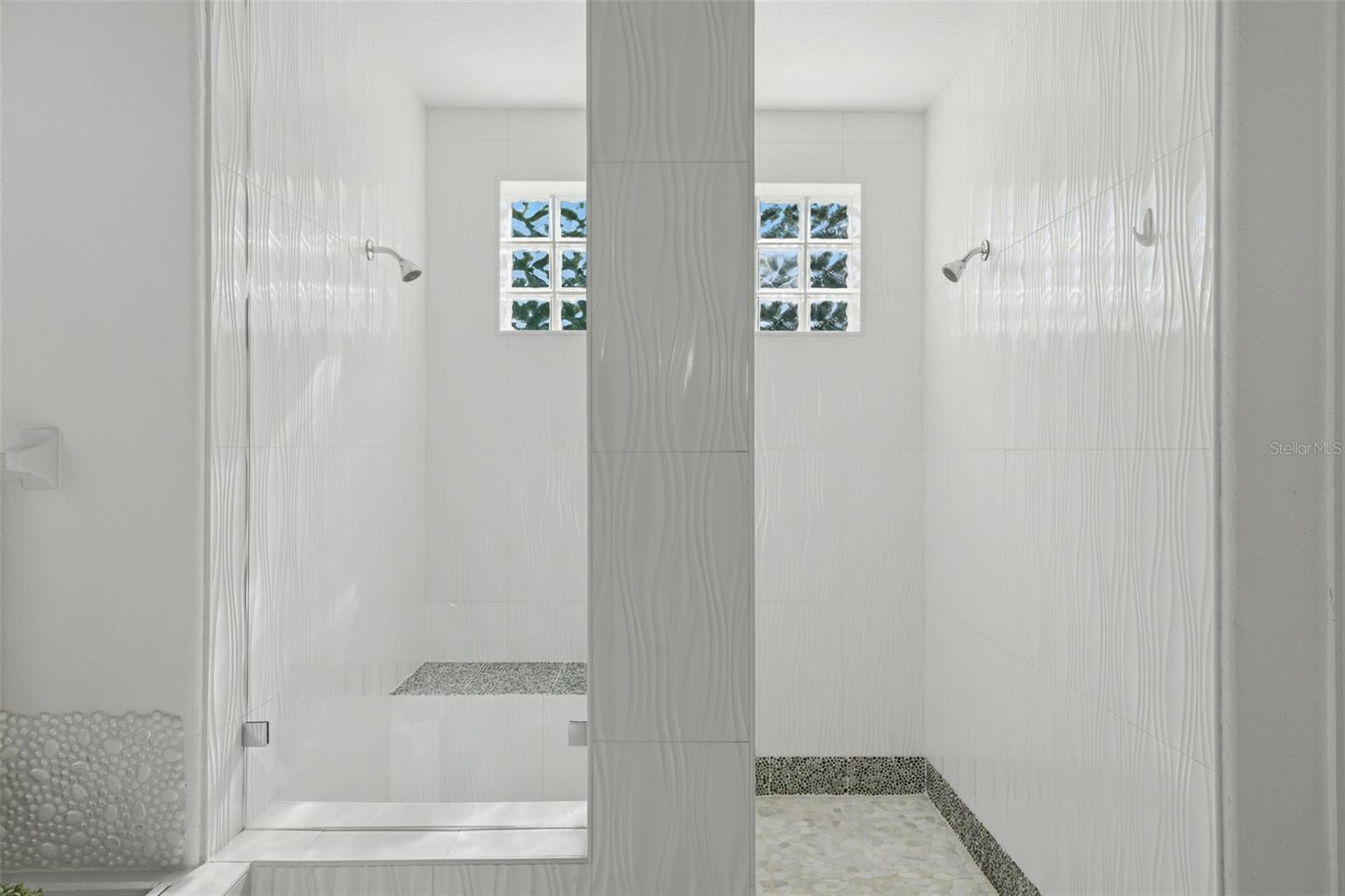 3121 Rivershore Lane