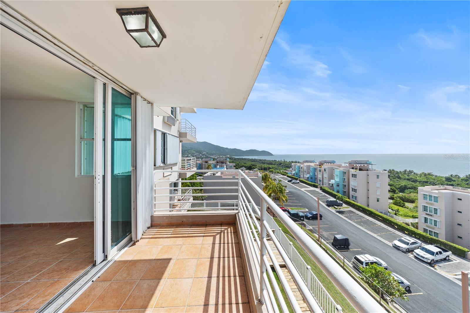 5015 Calle Punta Tuna 2006