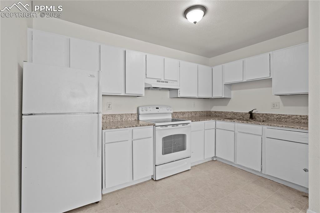 1712 S Hampton