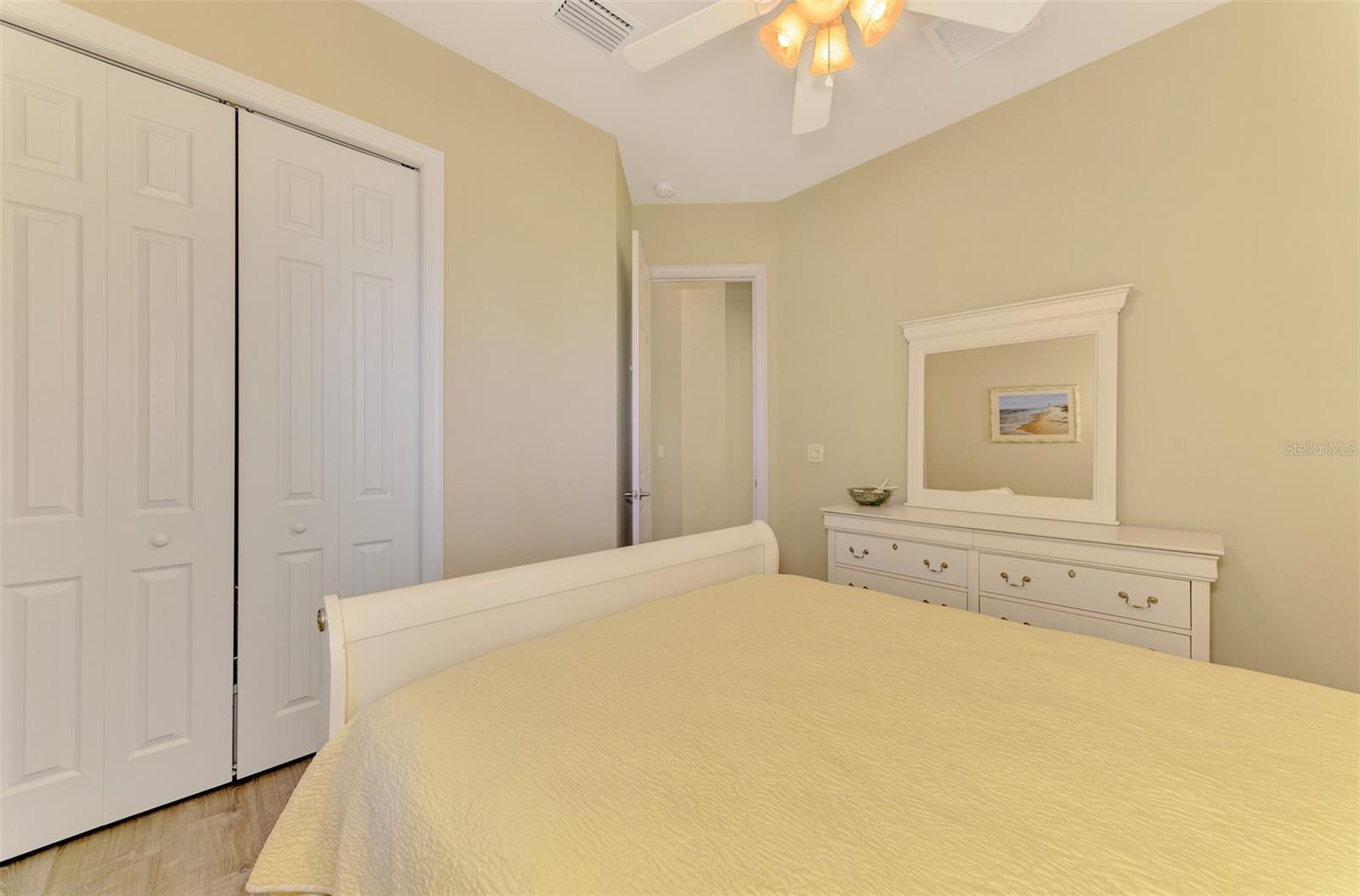 13091 Creekside Lane