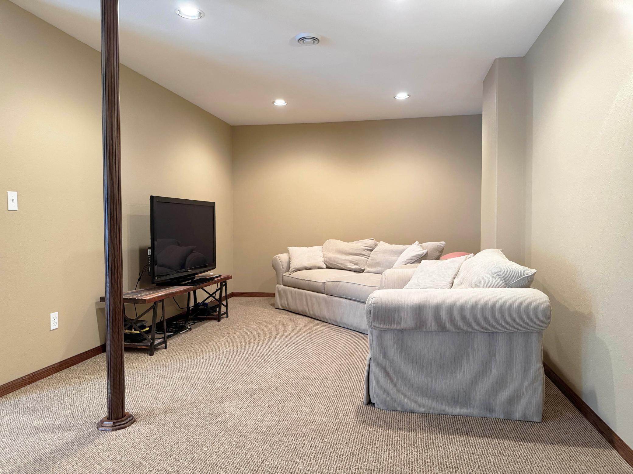 44205 Conifer Street