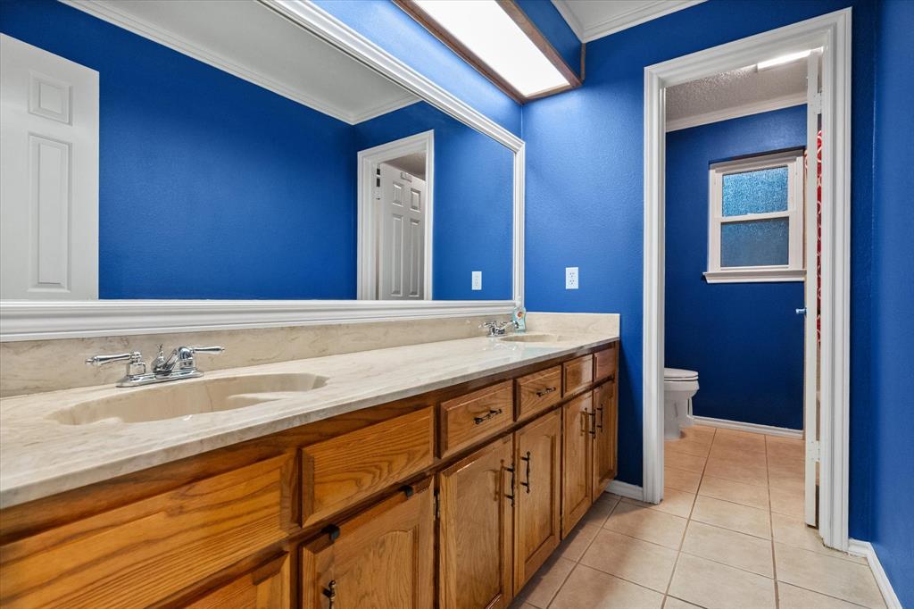 1504 Arrowhead Drive