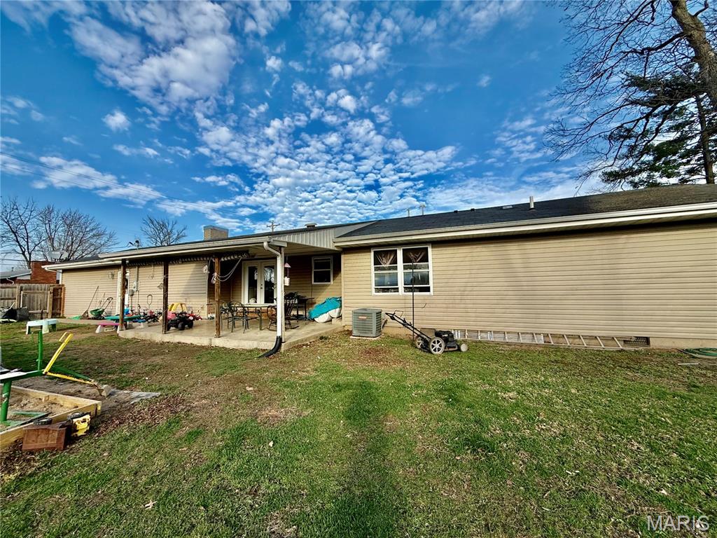 505 W Walsh Street