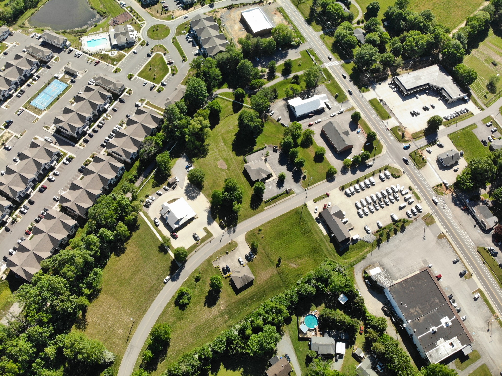 149 Cliff Garrett Dr E