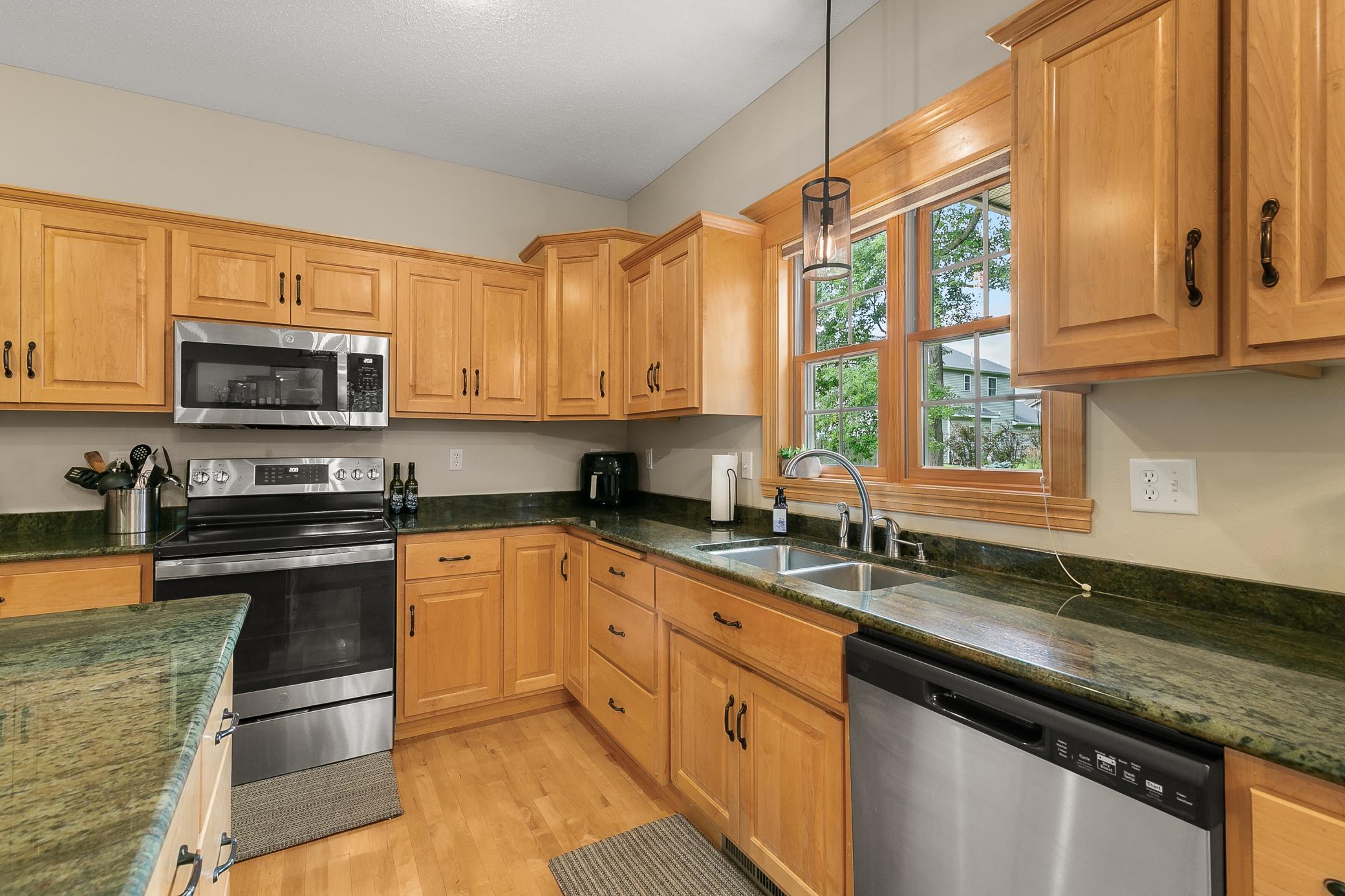 1301 Pondview Lane