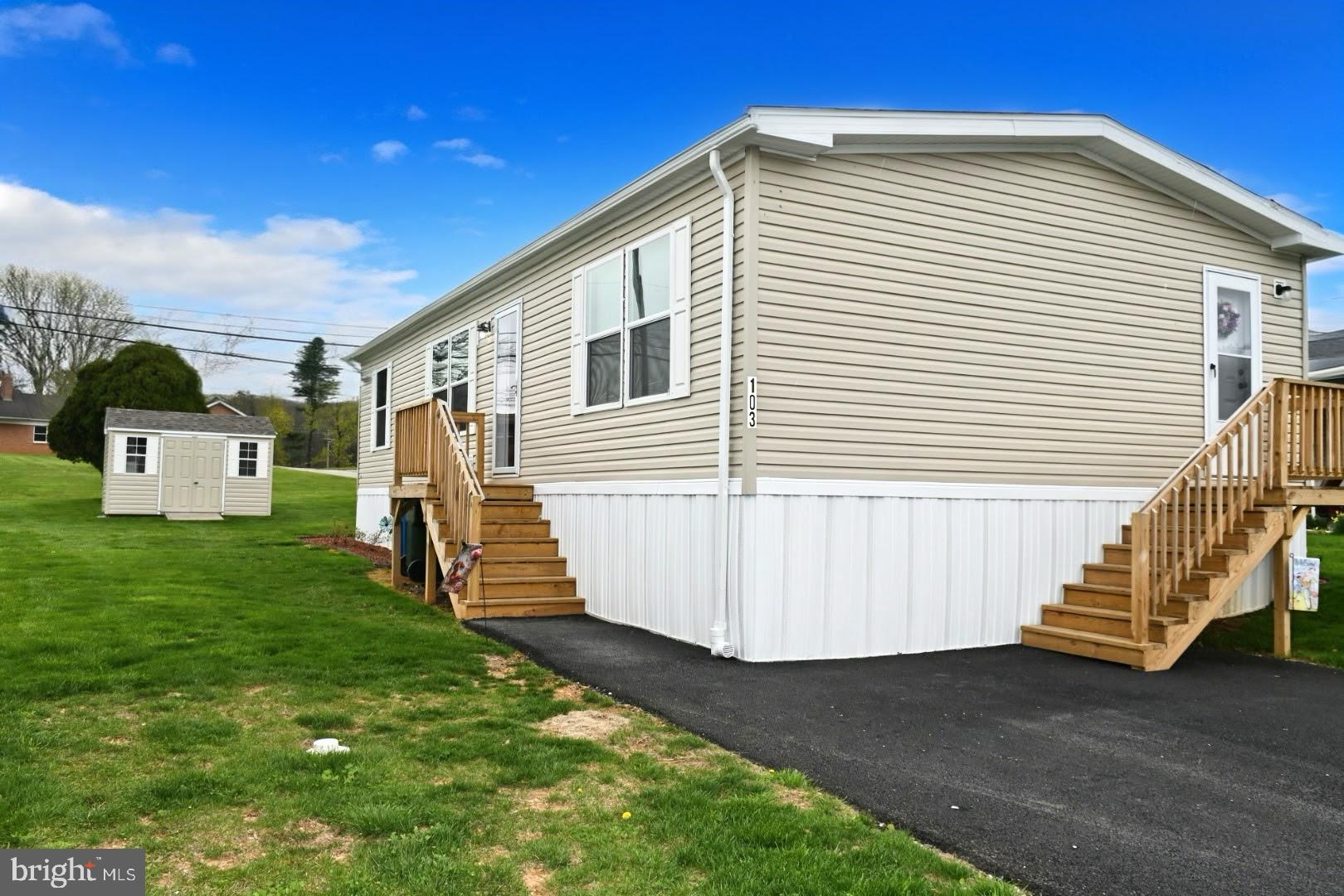 103 Carbridge Rd E  