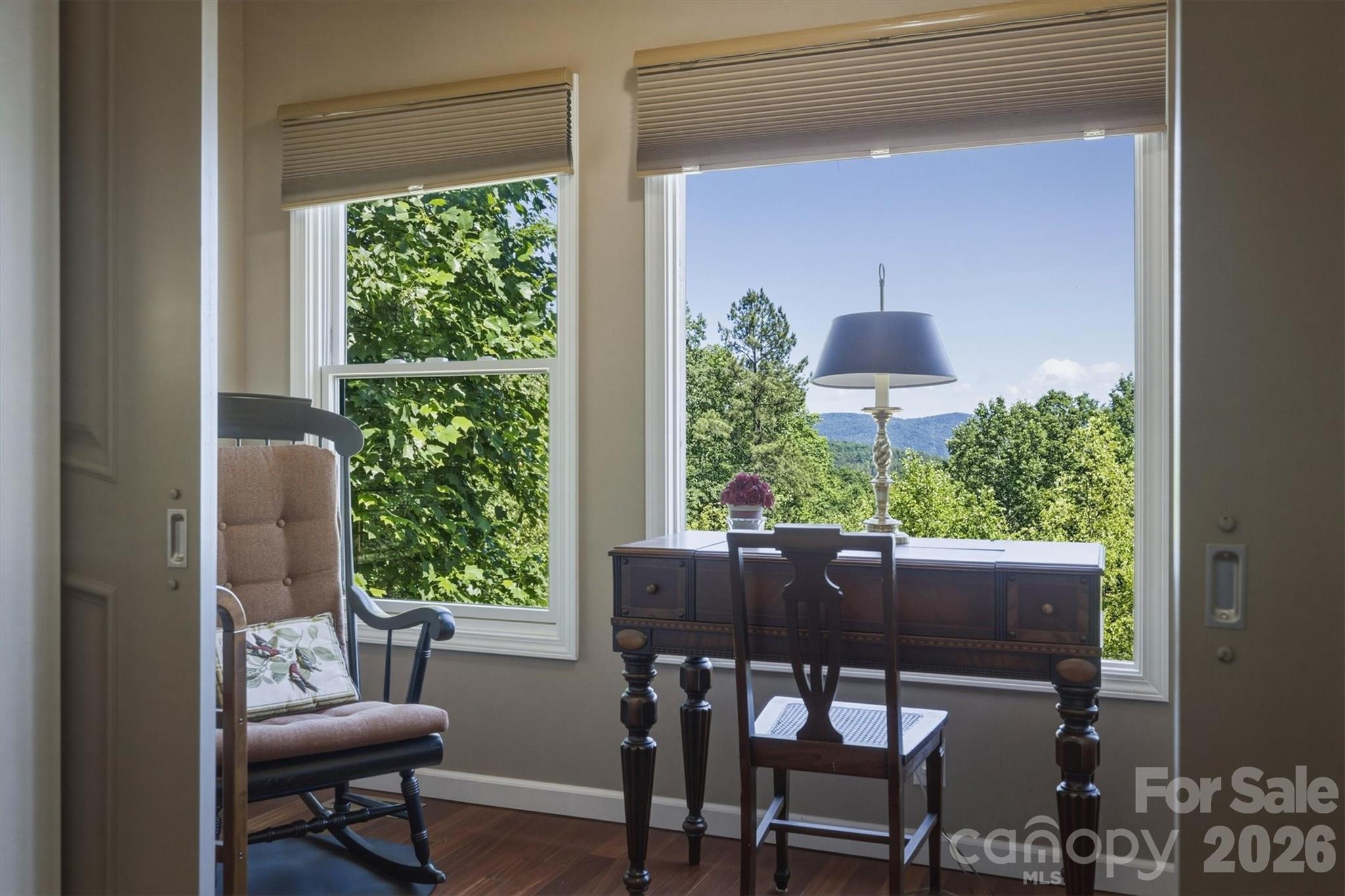 315 Lakeview Trail