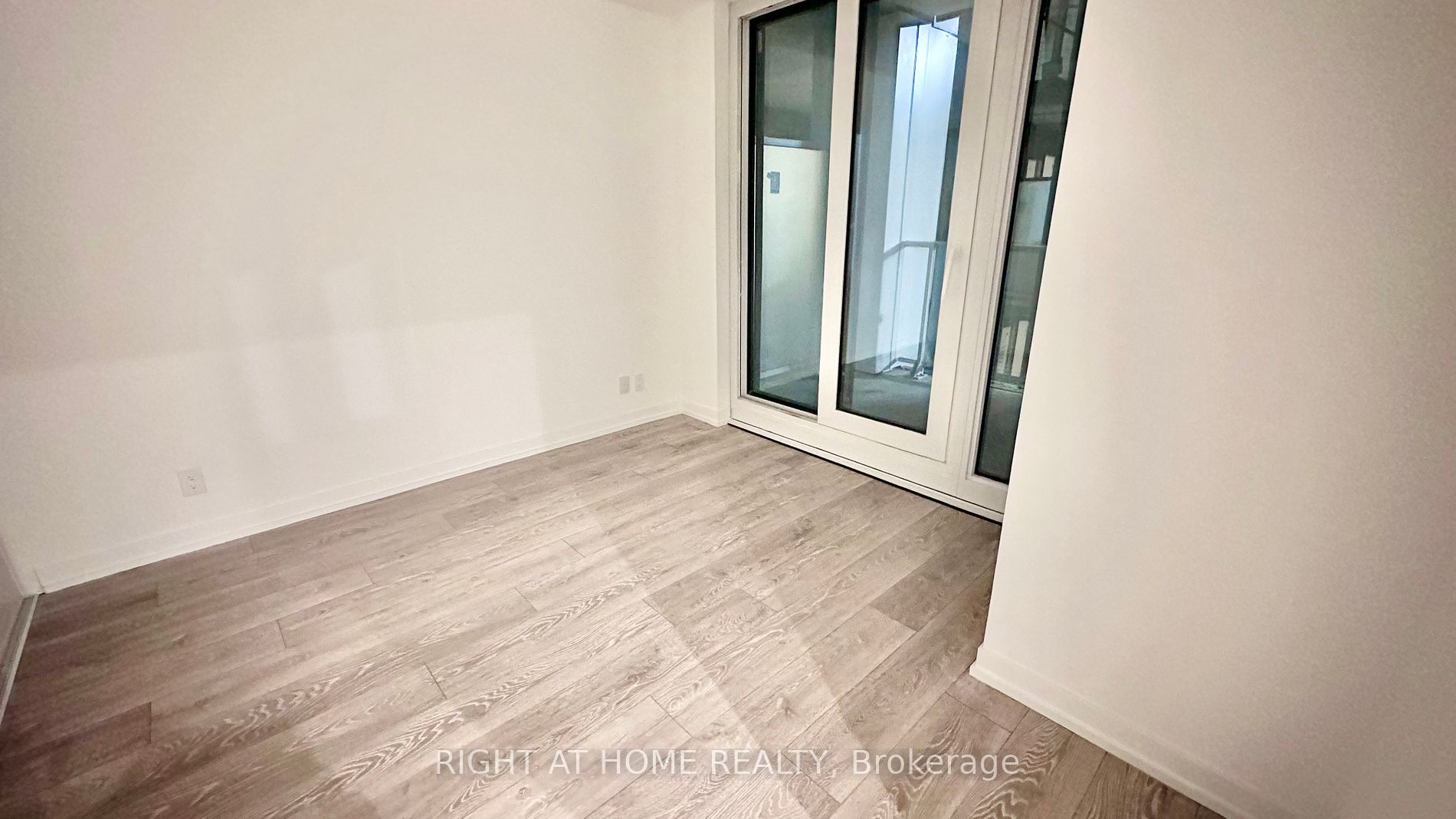 2020 Bathurst St 608