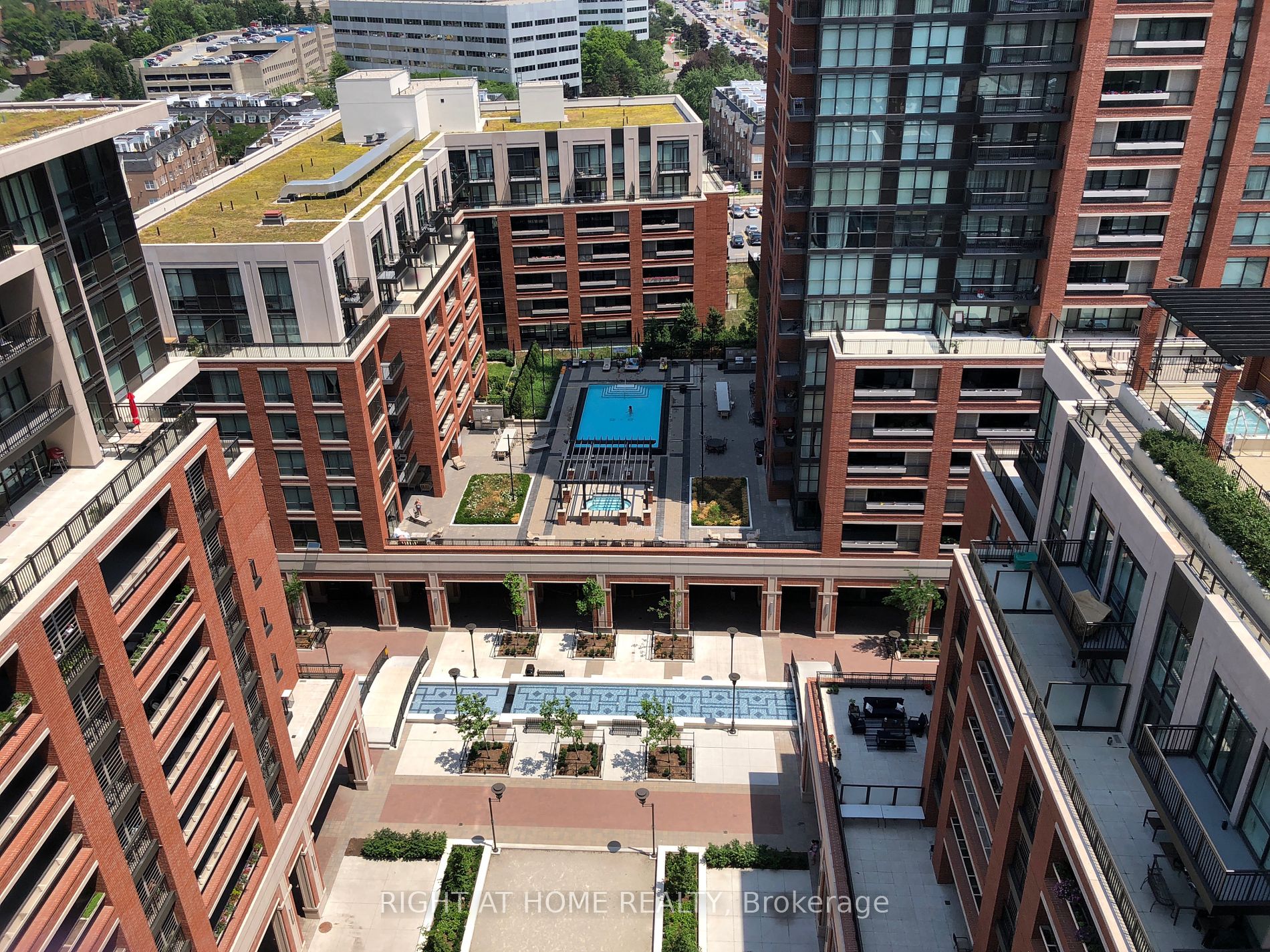 830 W Lawrence Ave 1504