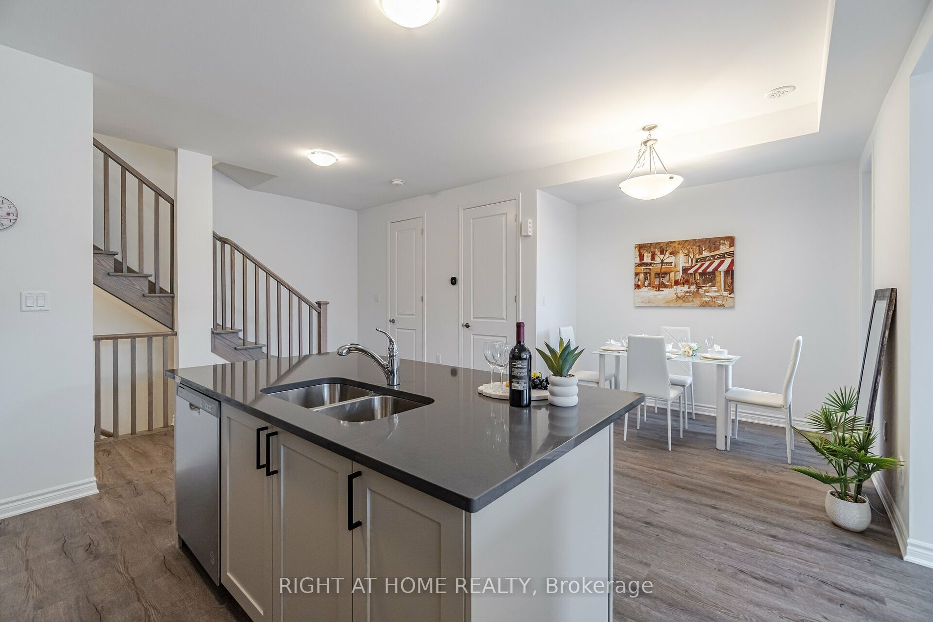 51 Keppel Circ