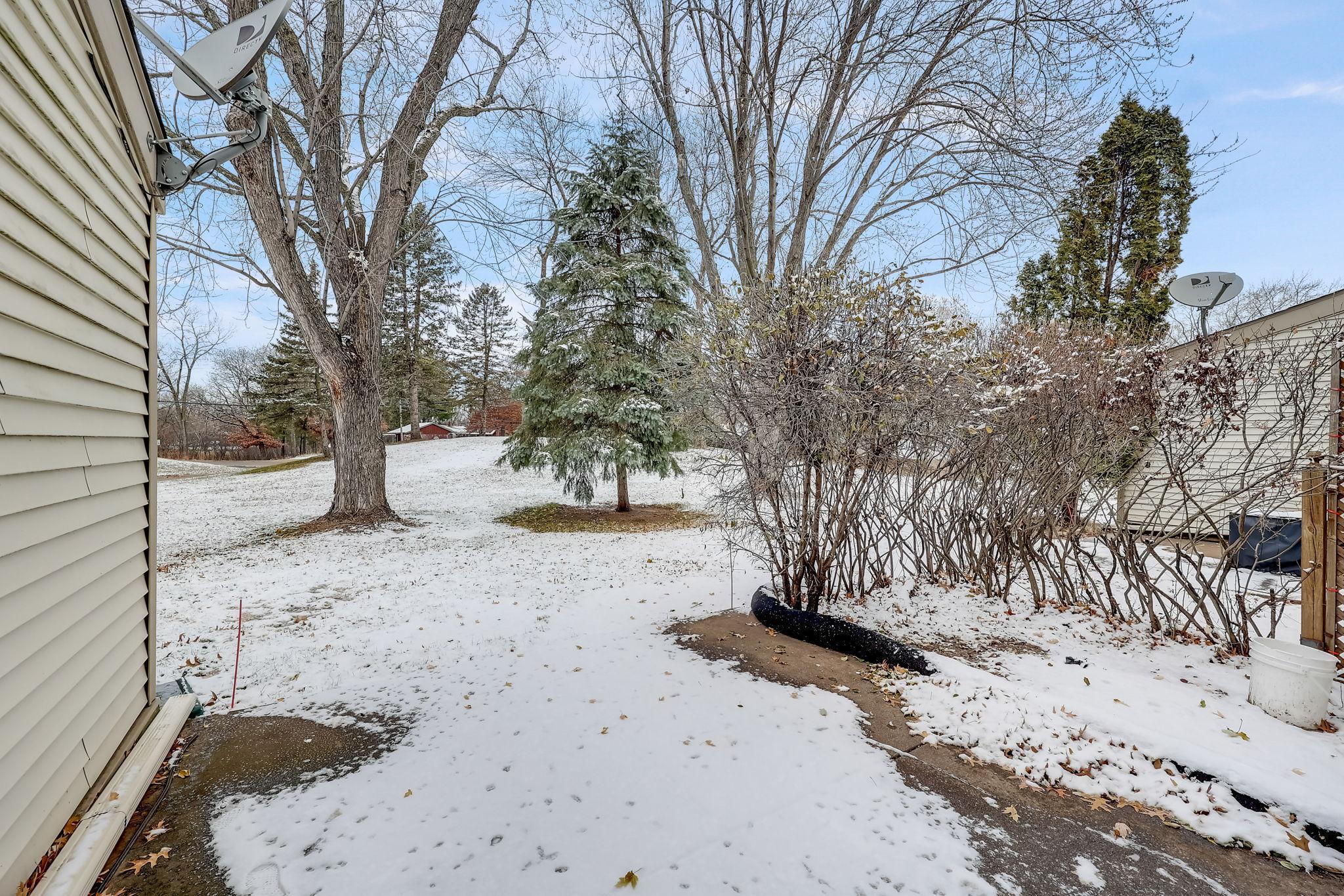 3967 Granada Avenue N