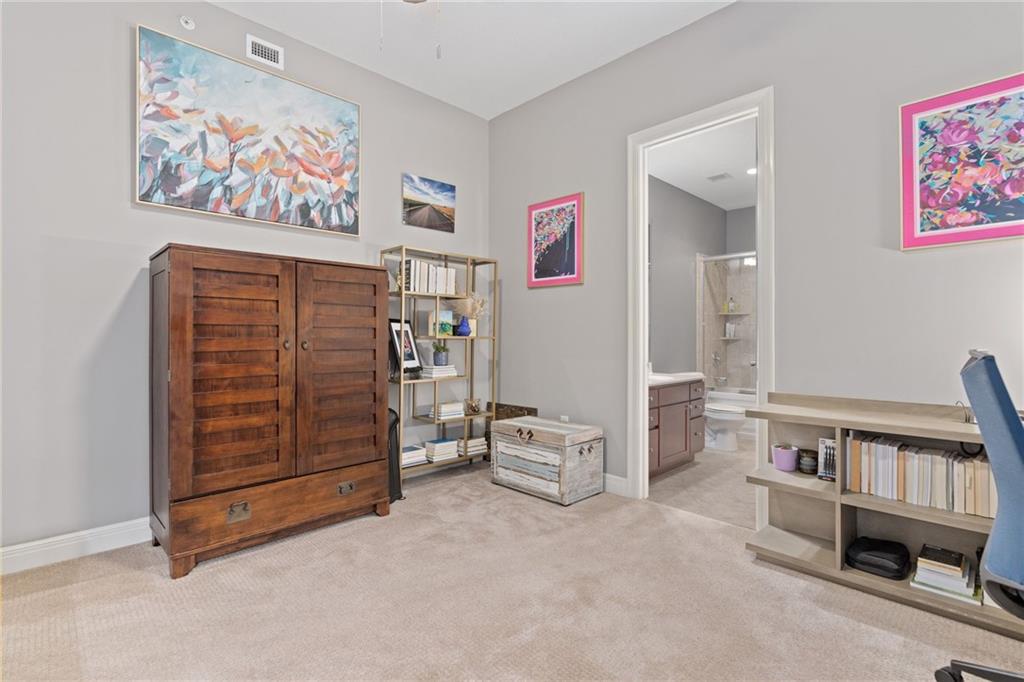 1101 Walnut Street 601