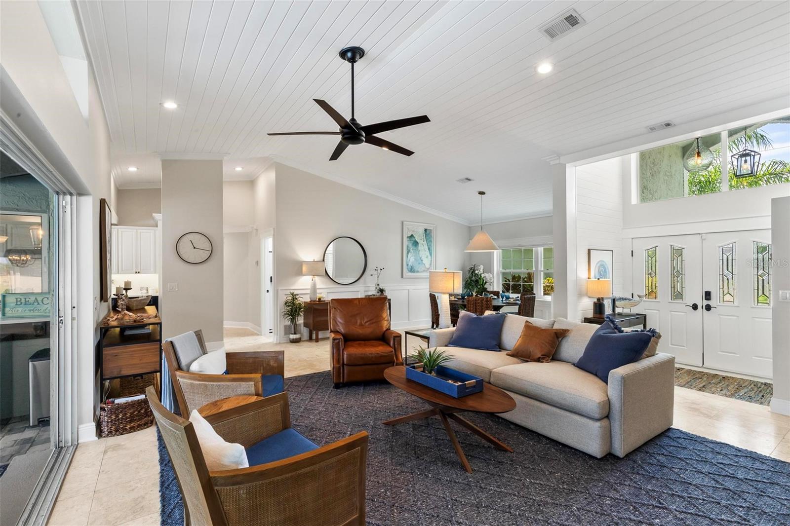 6 Colony Court