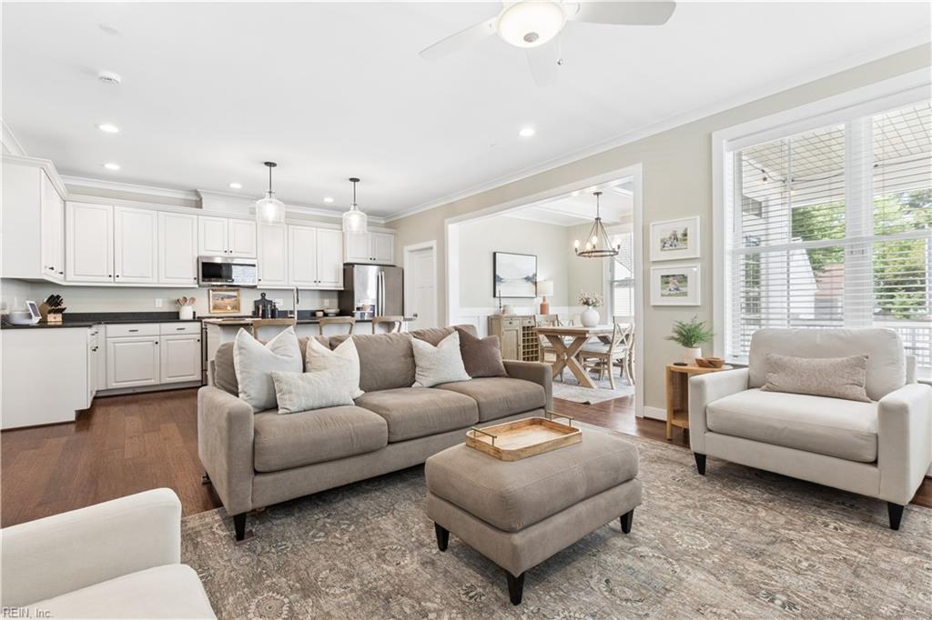 1433 Waltham Lane