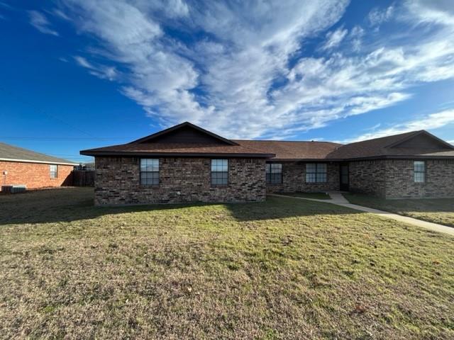 402 N Nolan River Road B