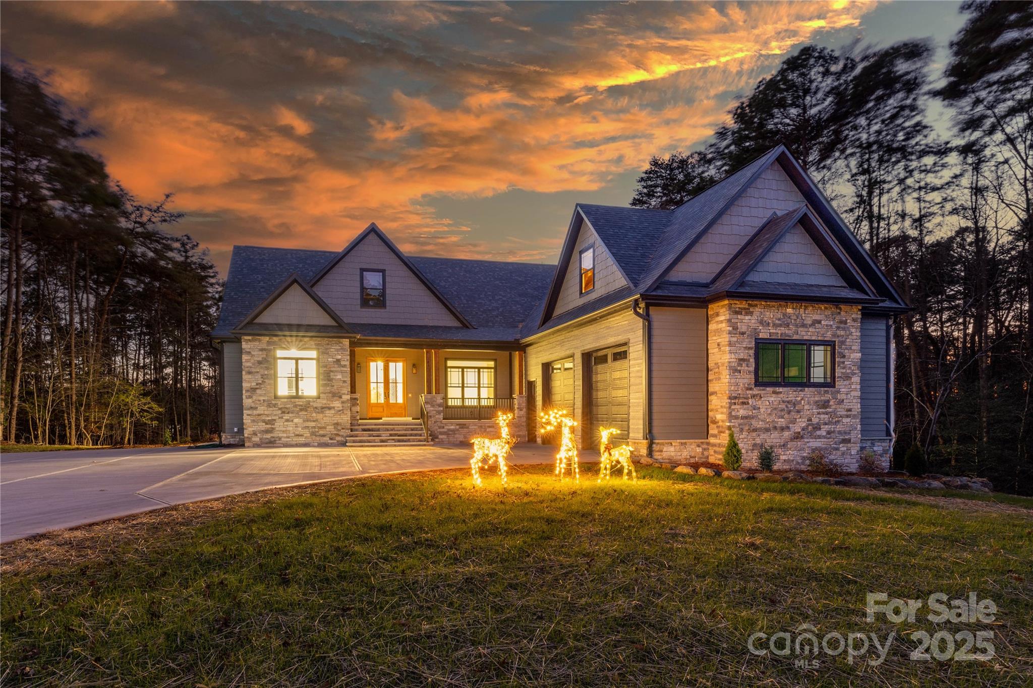 New Construction home in Tillery Tradition located overlooking the 13th green. Open floorplan with 5 bedrooms total and 4 full baths. 3949 total HSF with an unfinished bonus room above the garage, tons of attic storage and almost 1200 sf of unfinished basement that could be used for storage, media room, exercise room, etc. The home also offers an oversized garage with 780 SF. Custom cabinetry and granite counters in the kitchen. LP Smart Siding with stone accents. Gas fireplaces in the great room and family. Large deck and patio overlooking the 13th green. There will be electricity and gas available in the kitchen for the buyer to choose they type of range/oven. Tillery Tradition Country Club is a gated community with a tremendous 18 hole golf course, restaurant, pro shop, cabana and pool. The builder is anticipating completion by the end of September. Come find your place in Tillery Tradition on Lake Tillery.