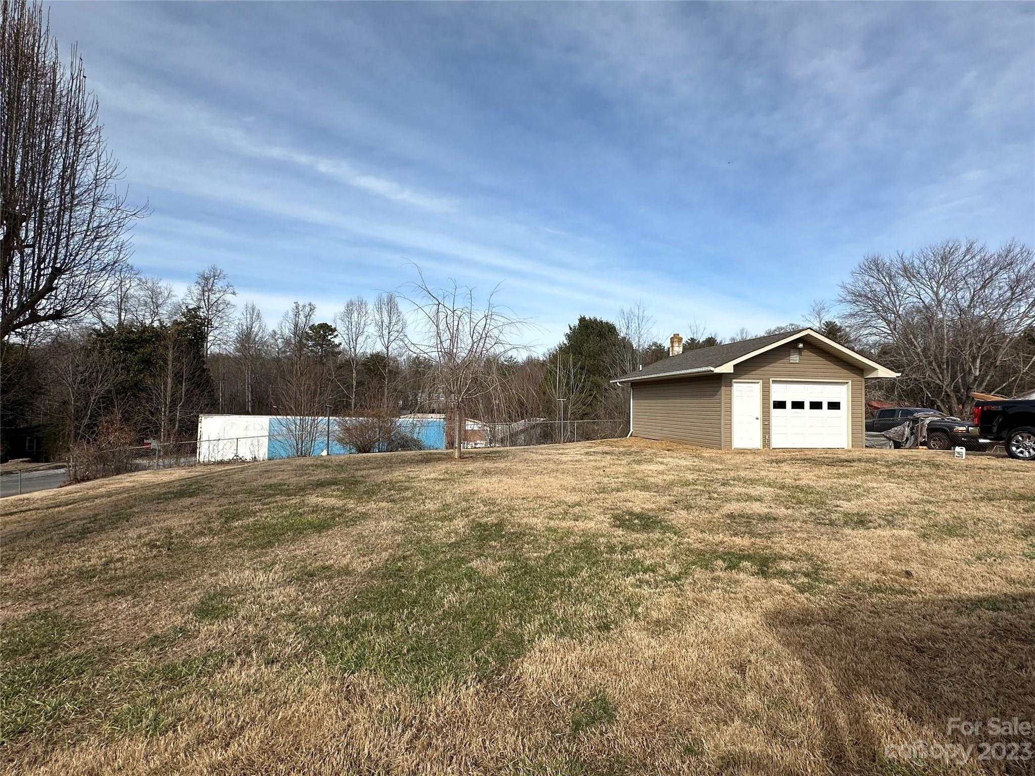 2411 Allendale Circle