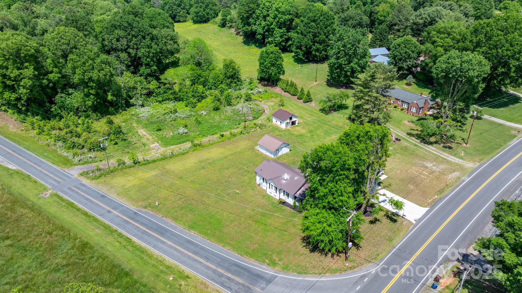 1300 Nc 90 Highway W