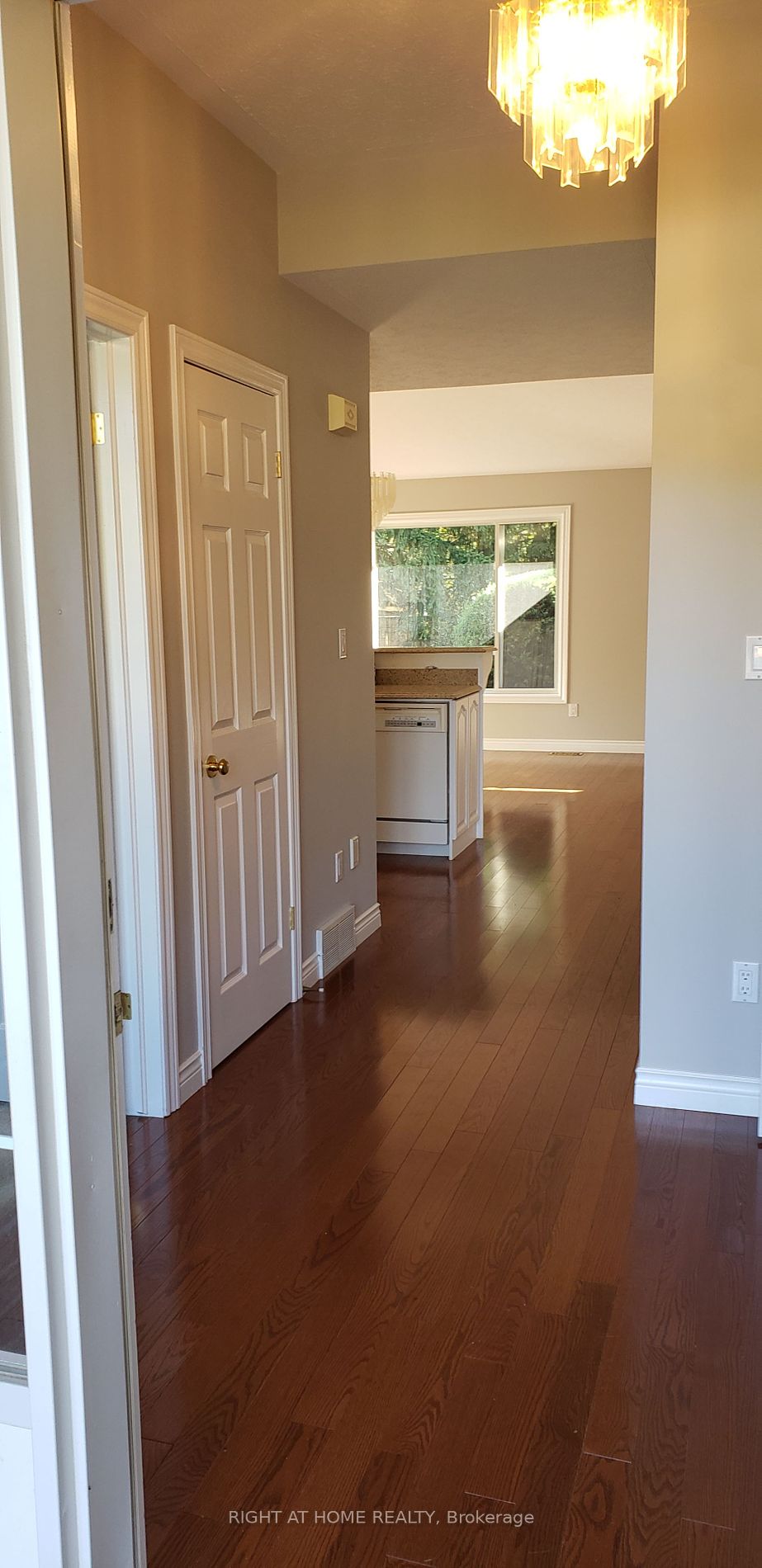 97 Glendale Dr