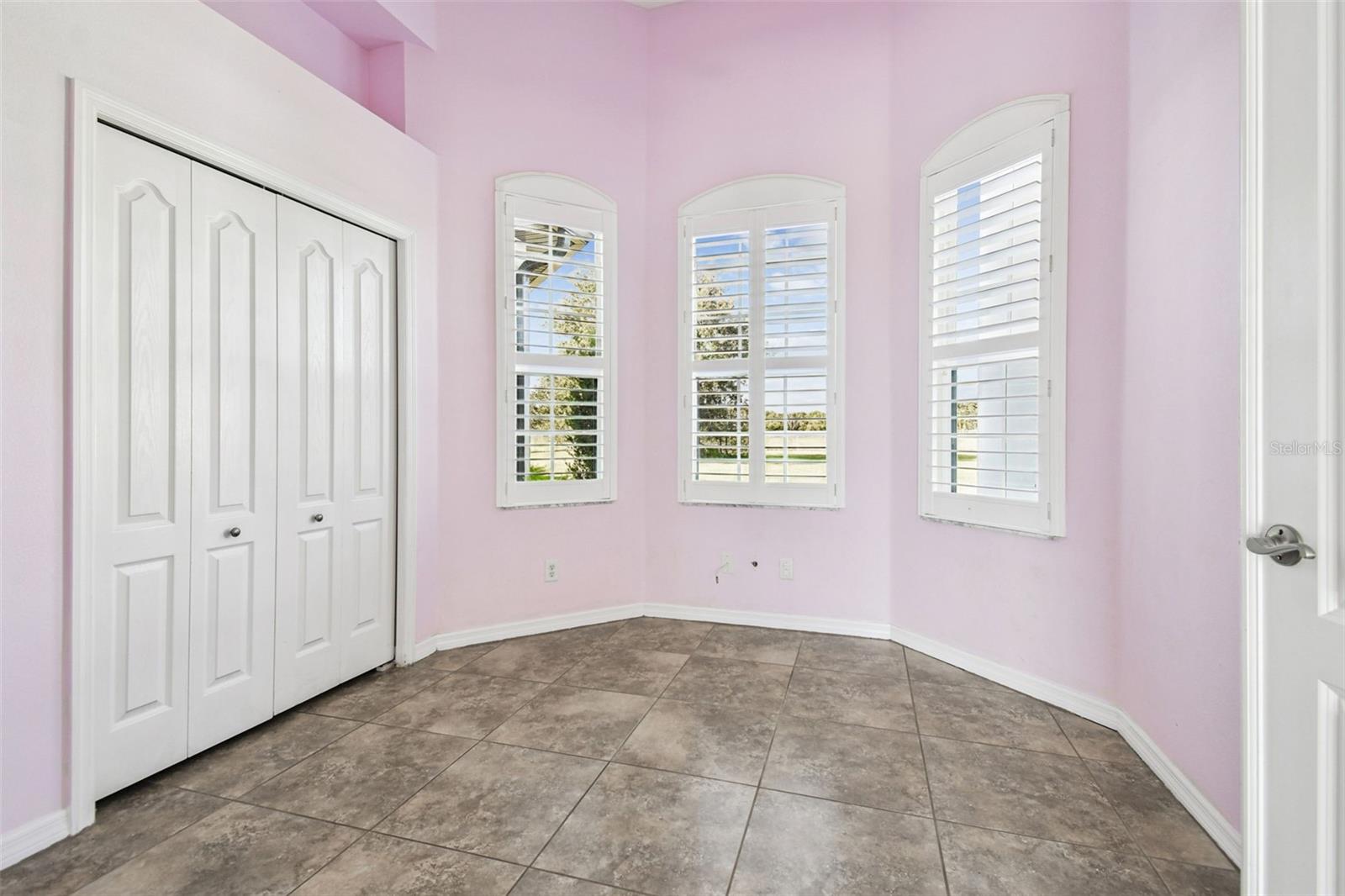 15639 Seth Country Lane