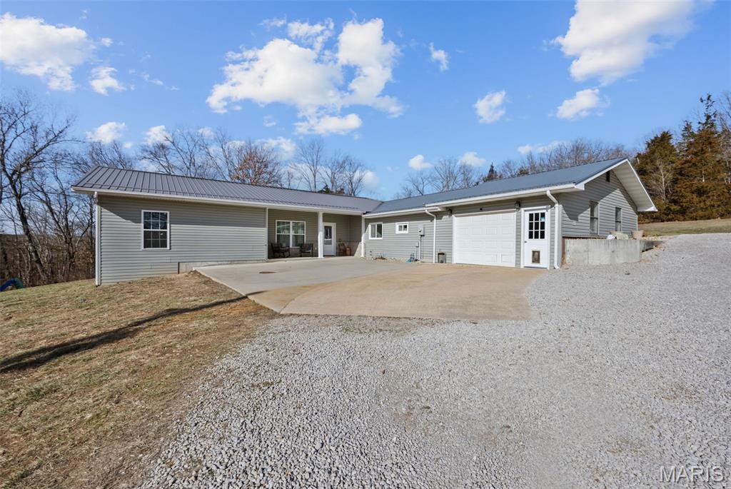 10179 Vine Road