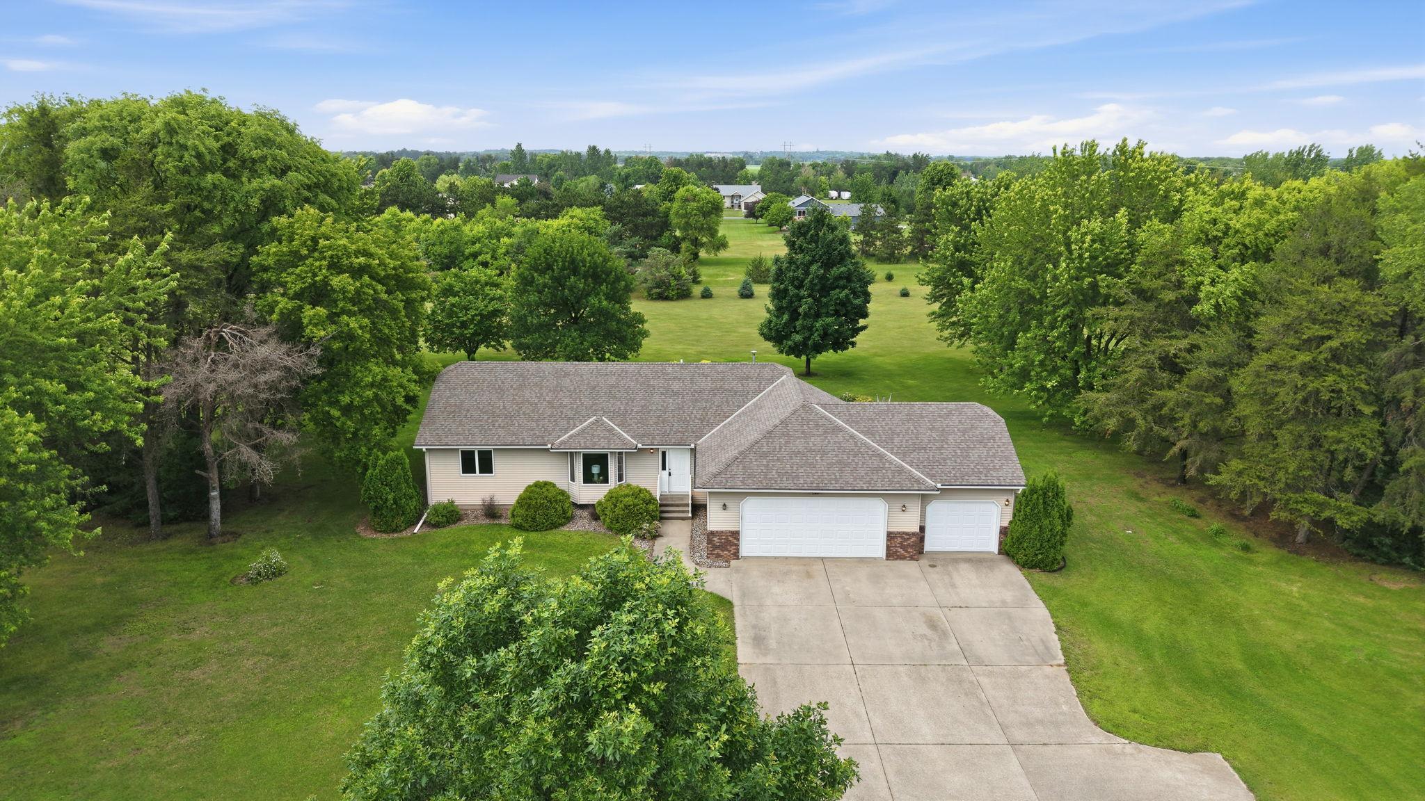 1850 E 49th Street SE