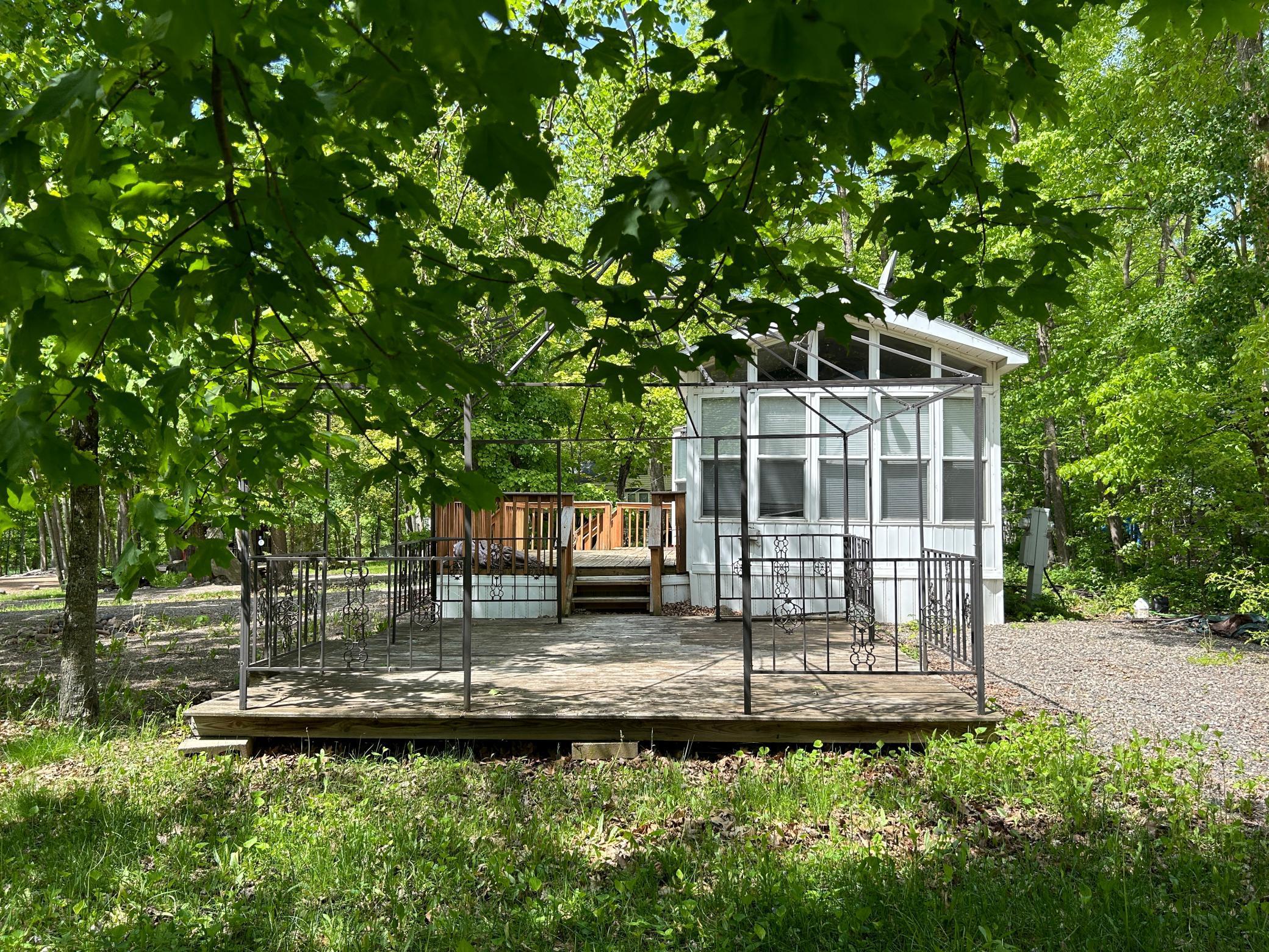 L9-10 B 5 Canterbury Town