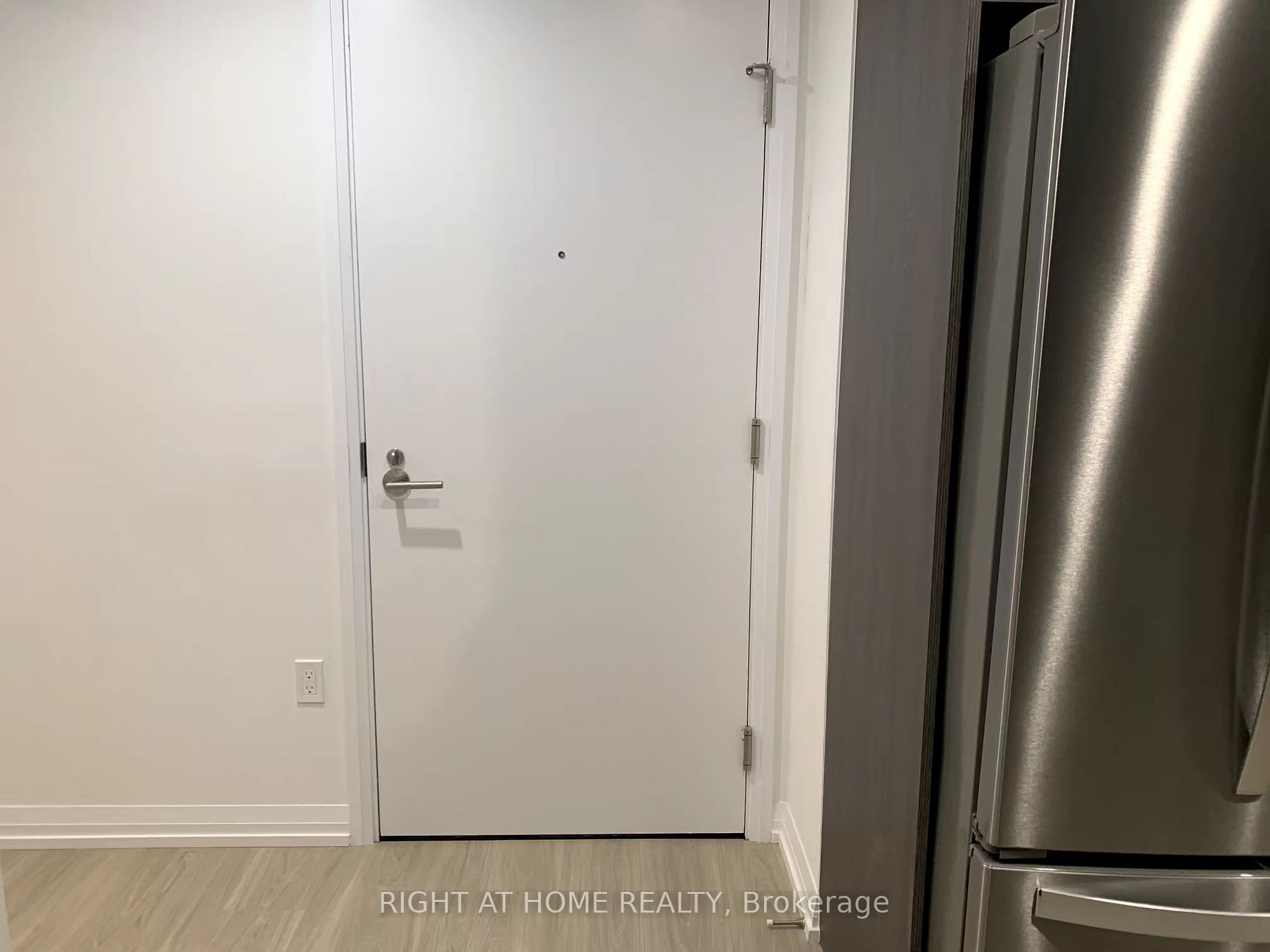 50 Dunfield Ave 515