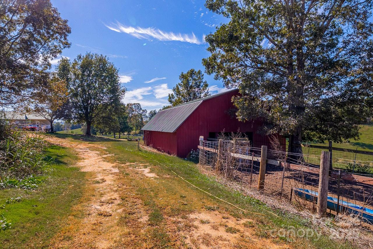398 W V Thompson Road