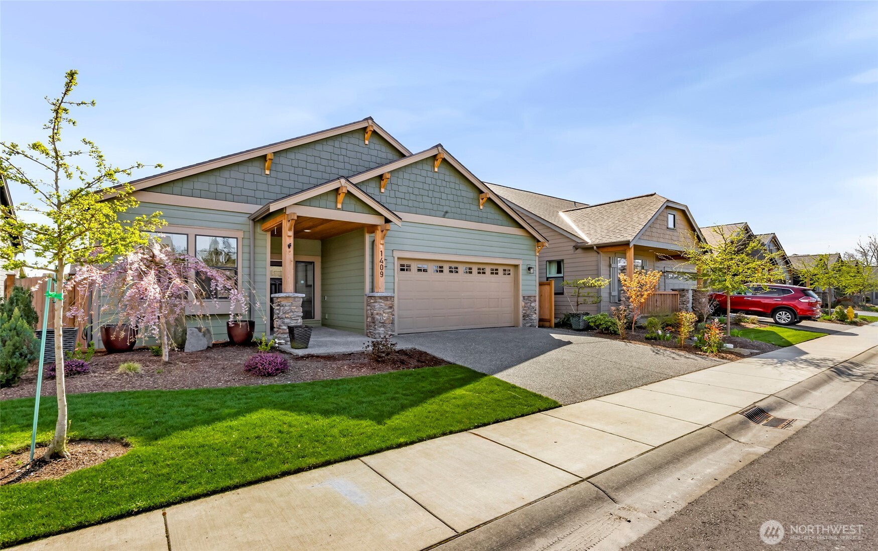 1409 Woods Point Loop