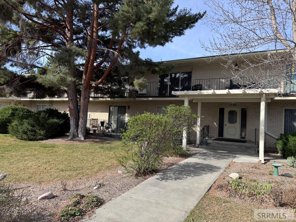 1780 Balboa DriveF 