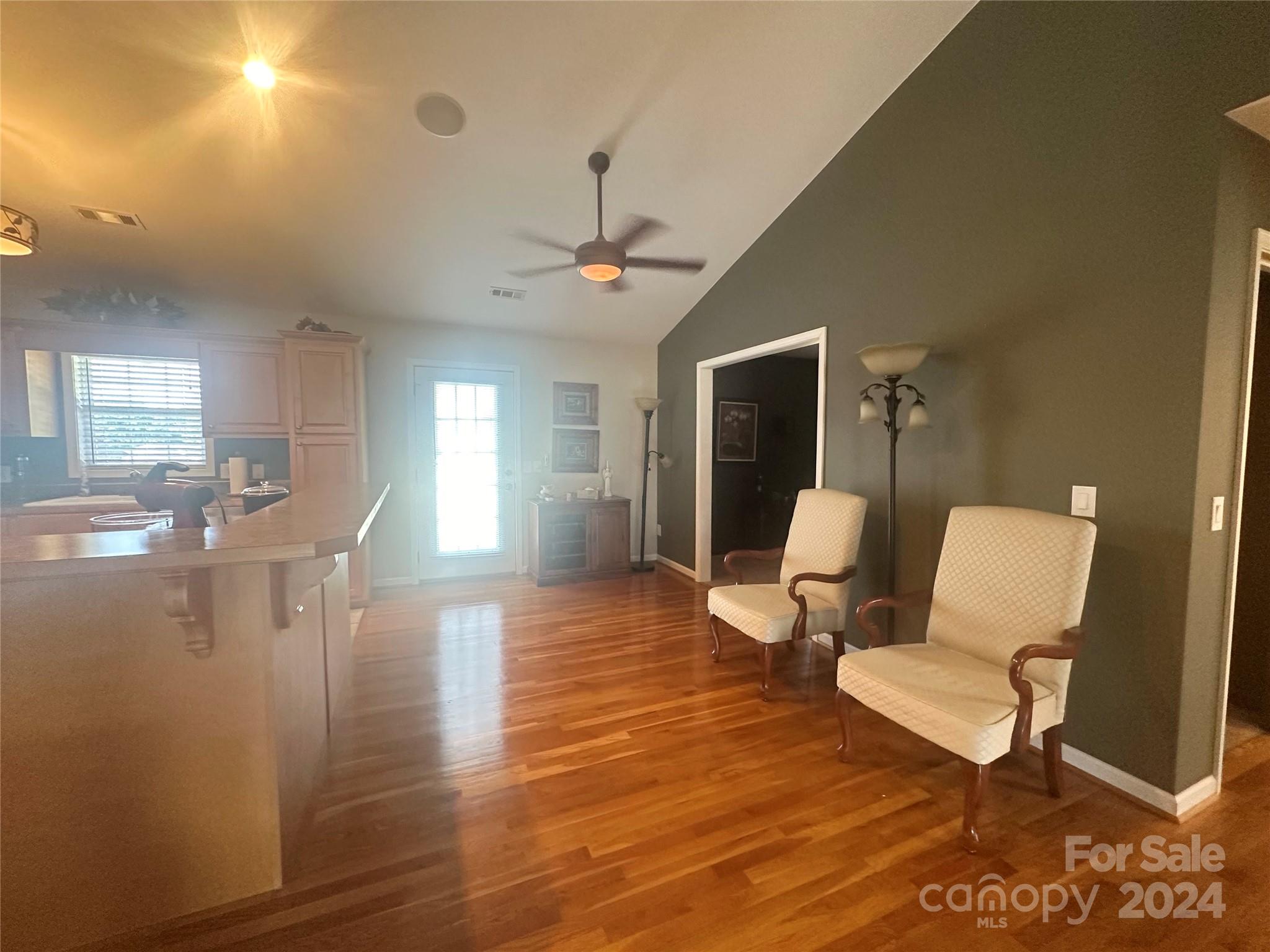 124 Deer Creek Drive