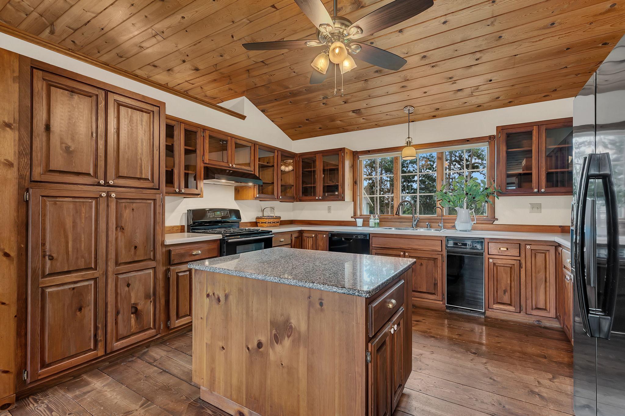 10315 Ferry Point Place NW