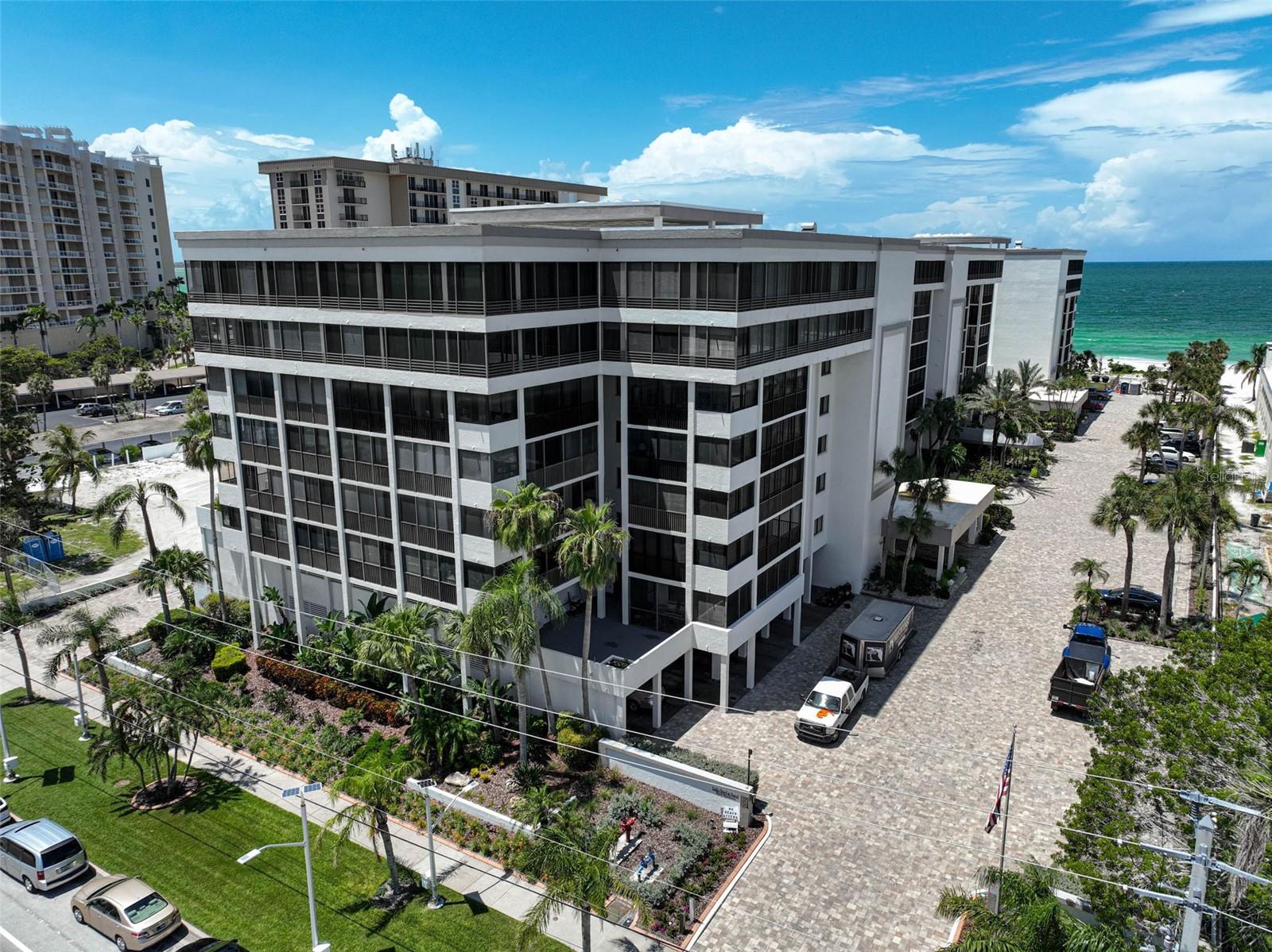 1100 Benjamin Franklin Drive, Sarasota, FL