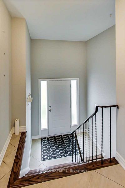 328 Thrace Ave Main