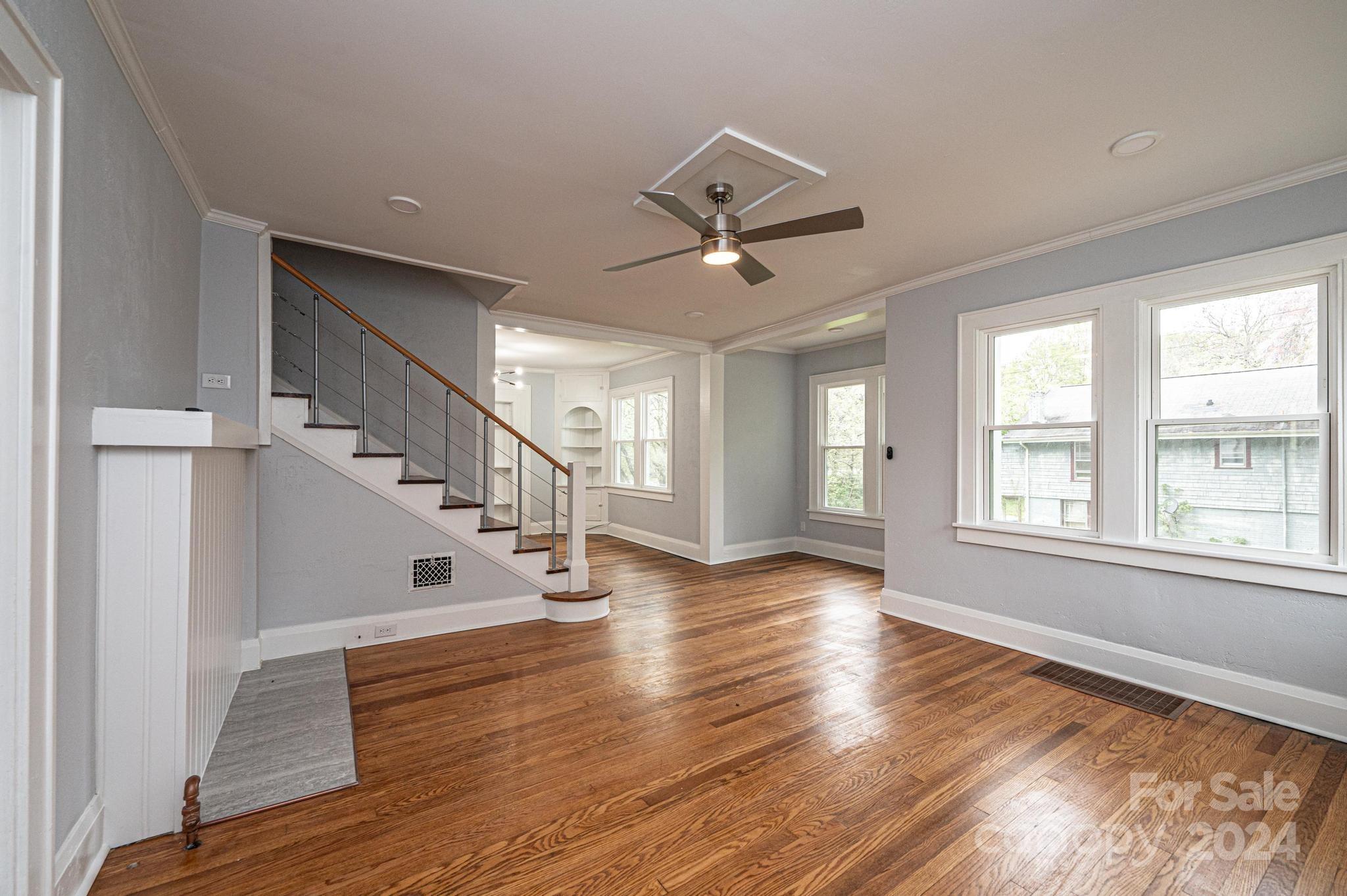 332 2nd Street Place SE