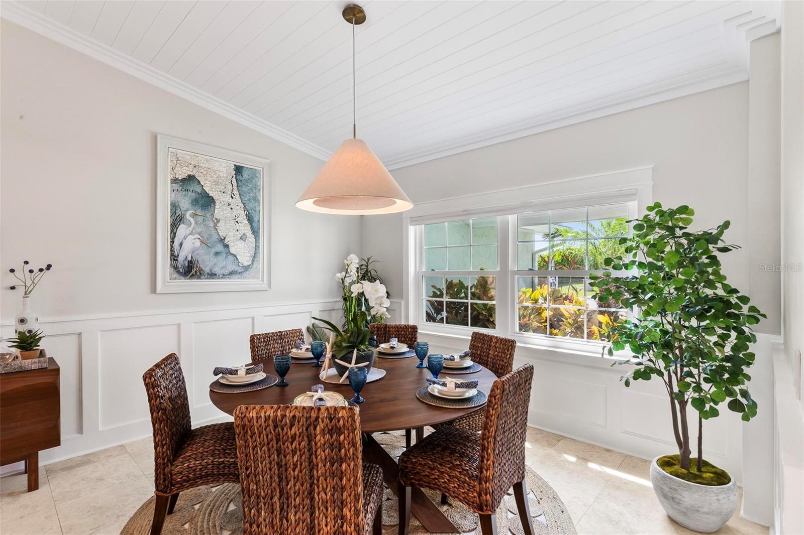 6 Colony Court