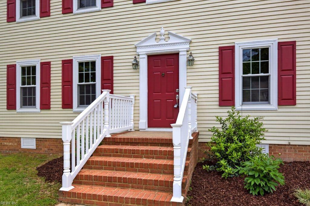 220 Drummonds Way