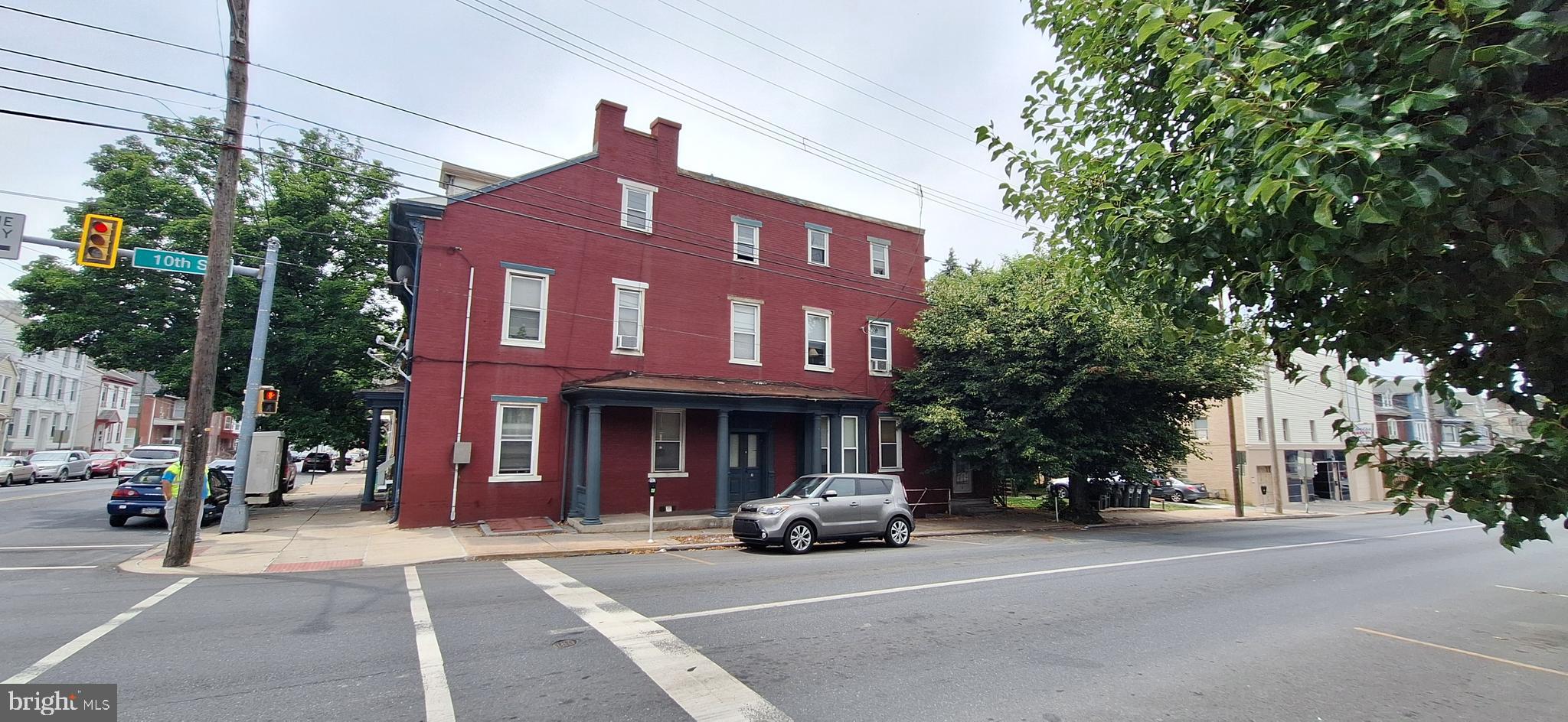 1001 Chestnut Street