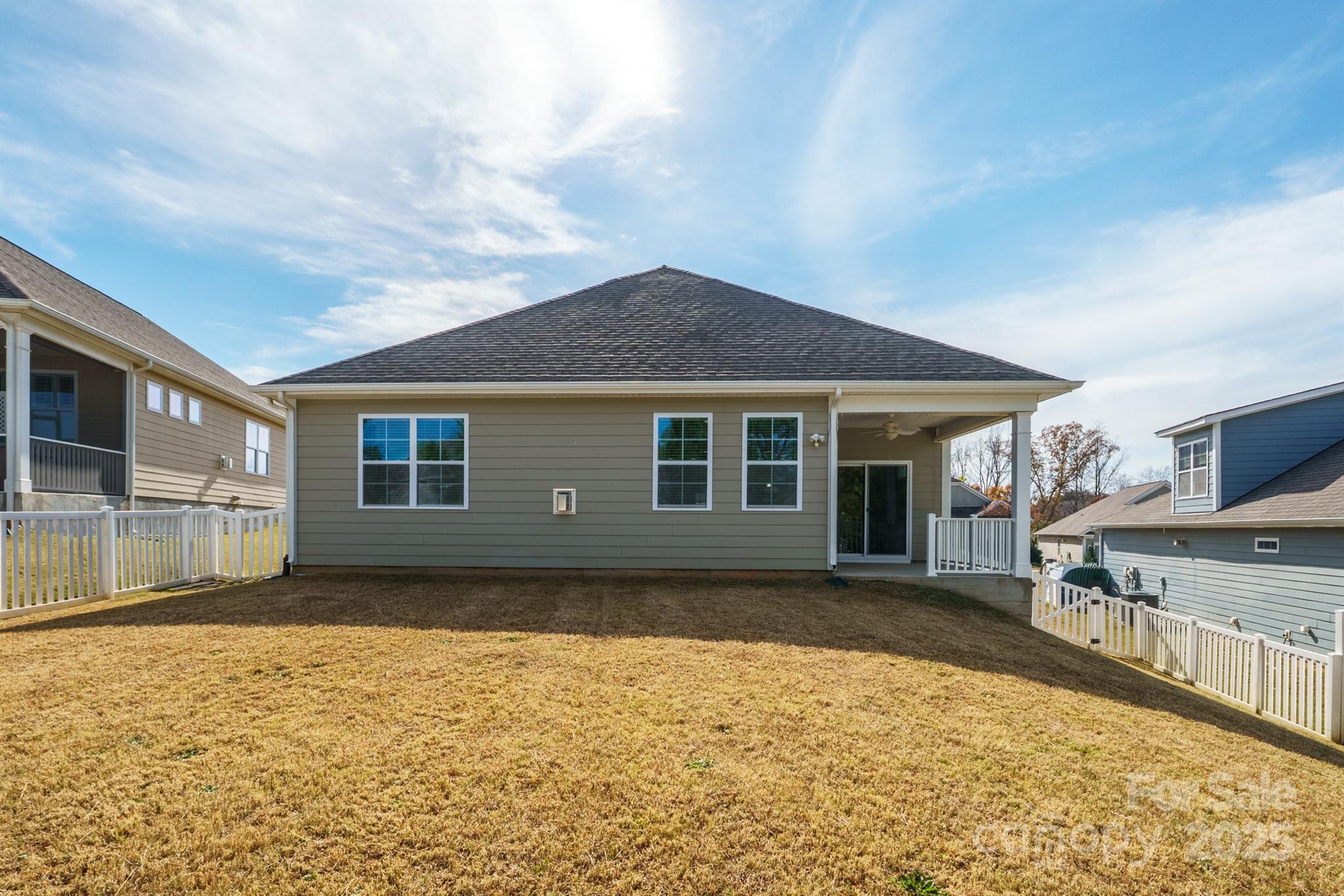 3692 Summer Haven Drive