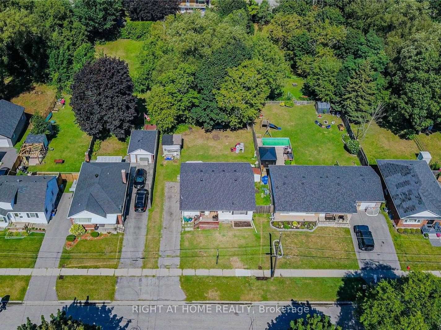 228 Greenwood Ave