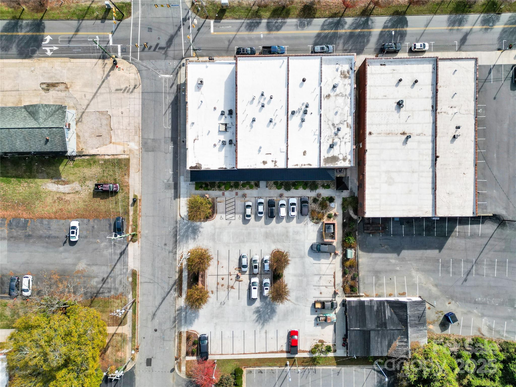 166-186 N Broad Street